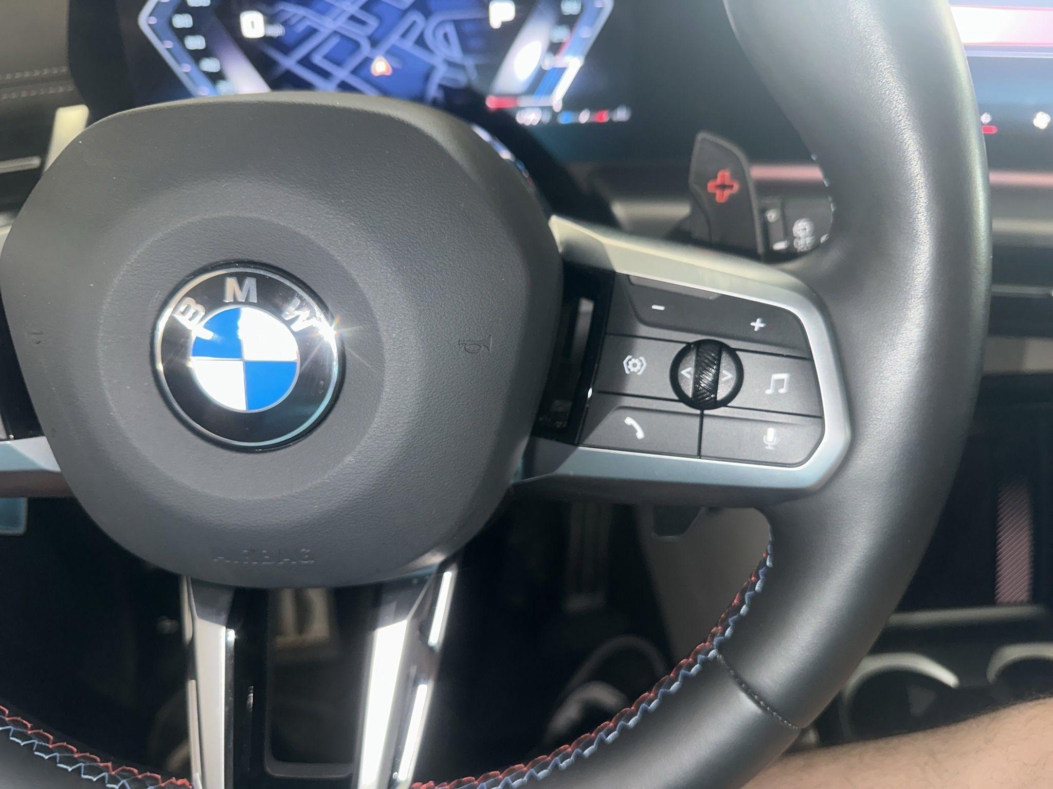 BMW X1  2025