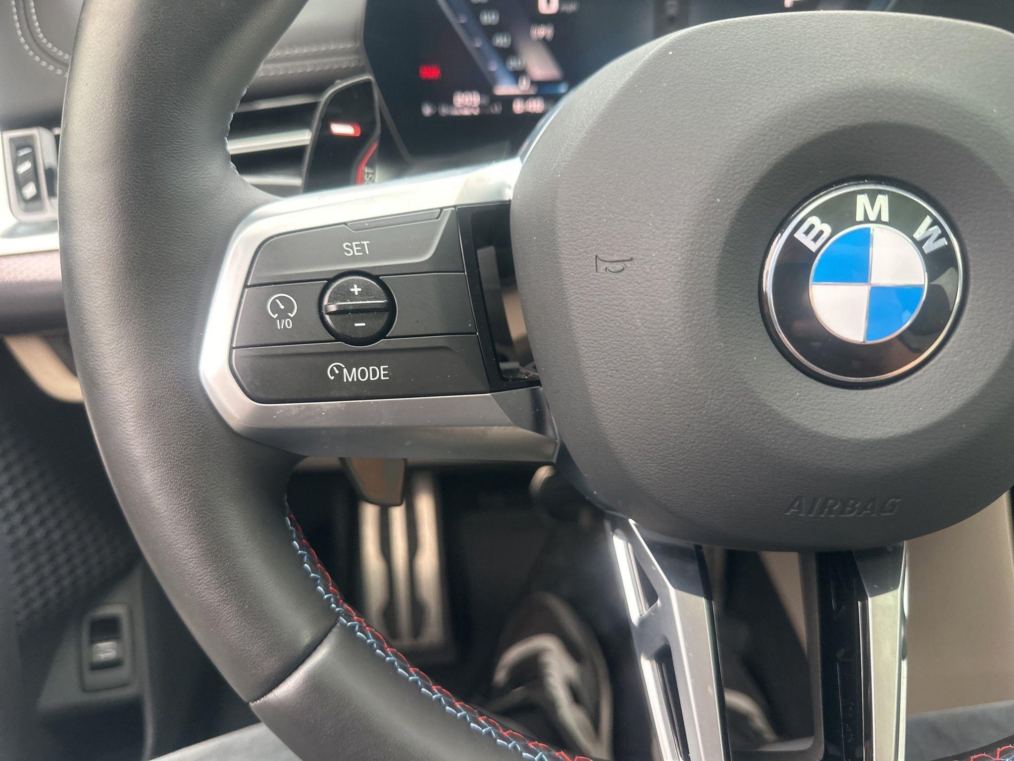 BMW X1  2025