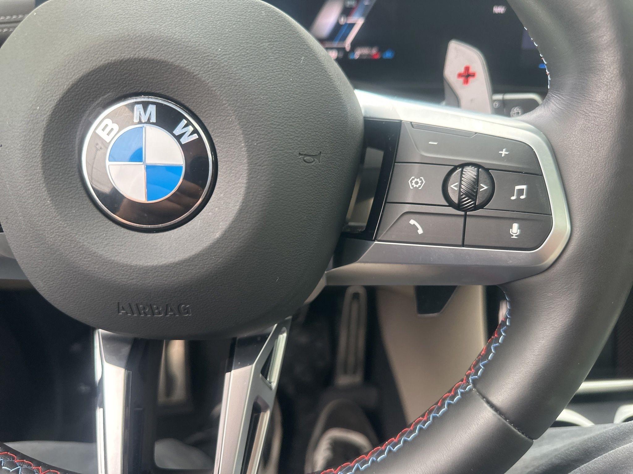 BMW X1  2025