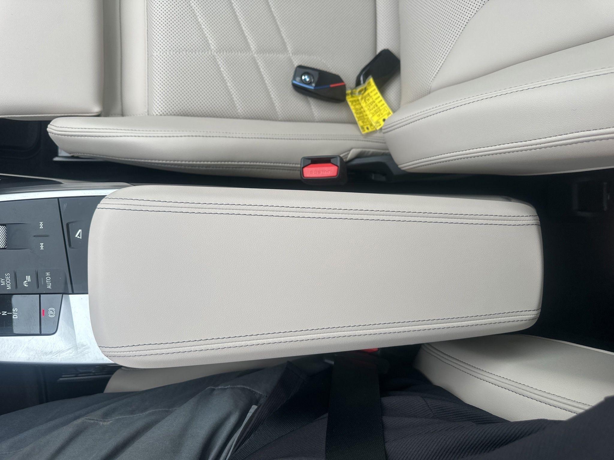 BMW X1  2025