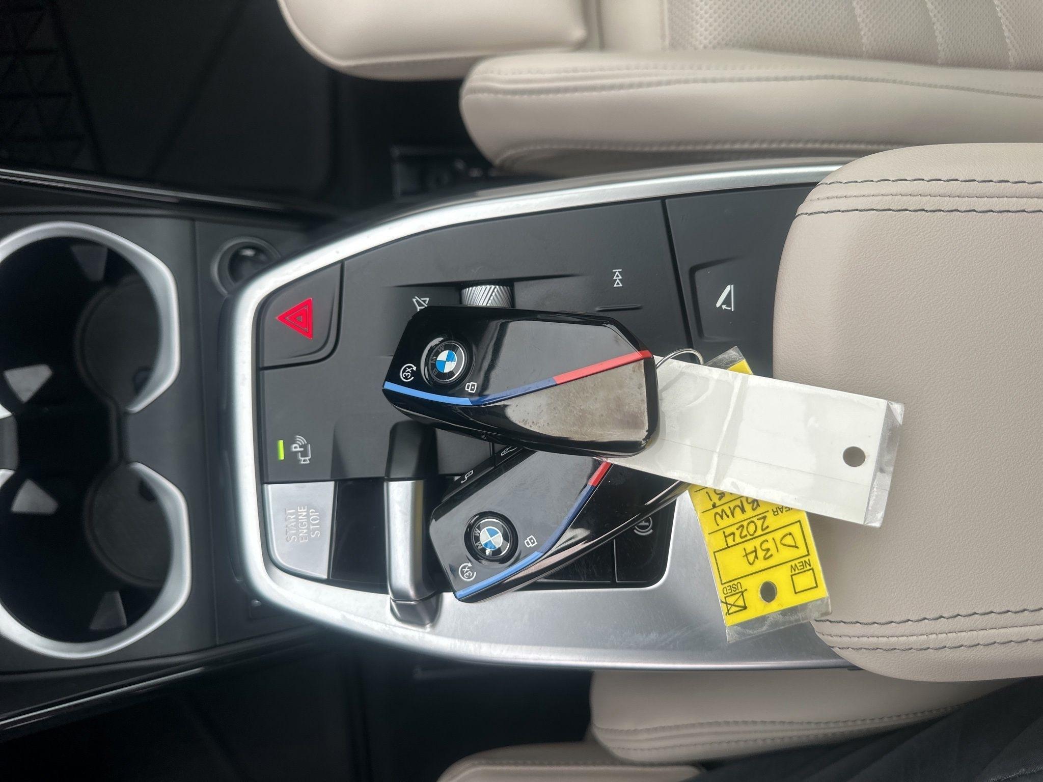 BMW X1  2025