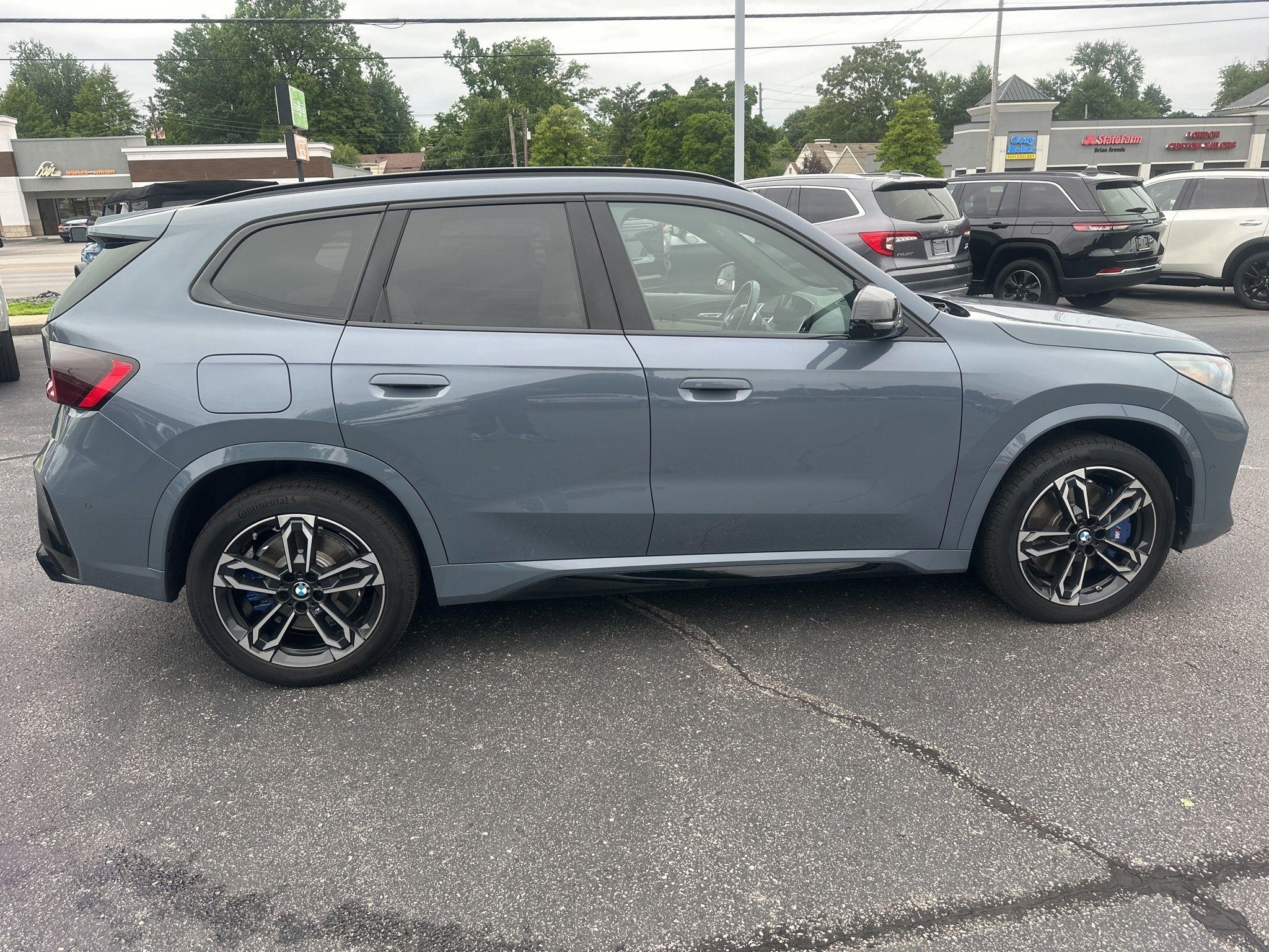 BMW X1  2025