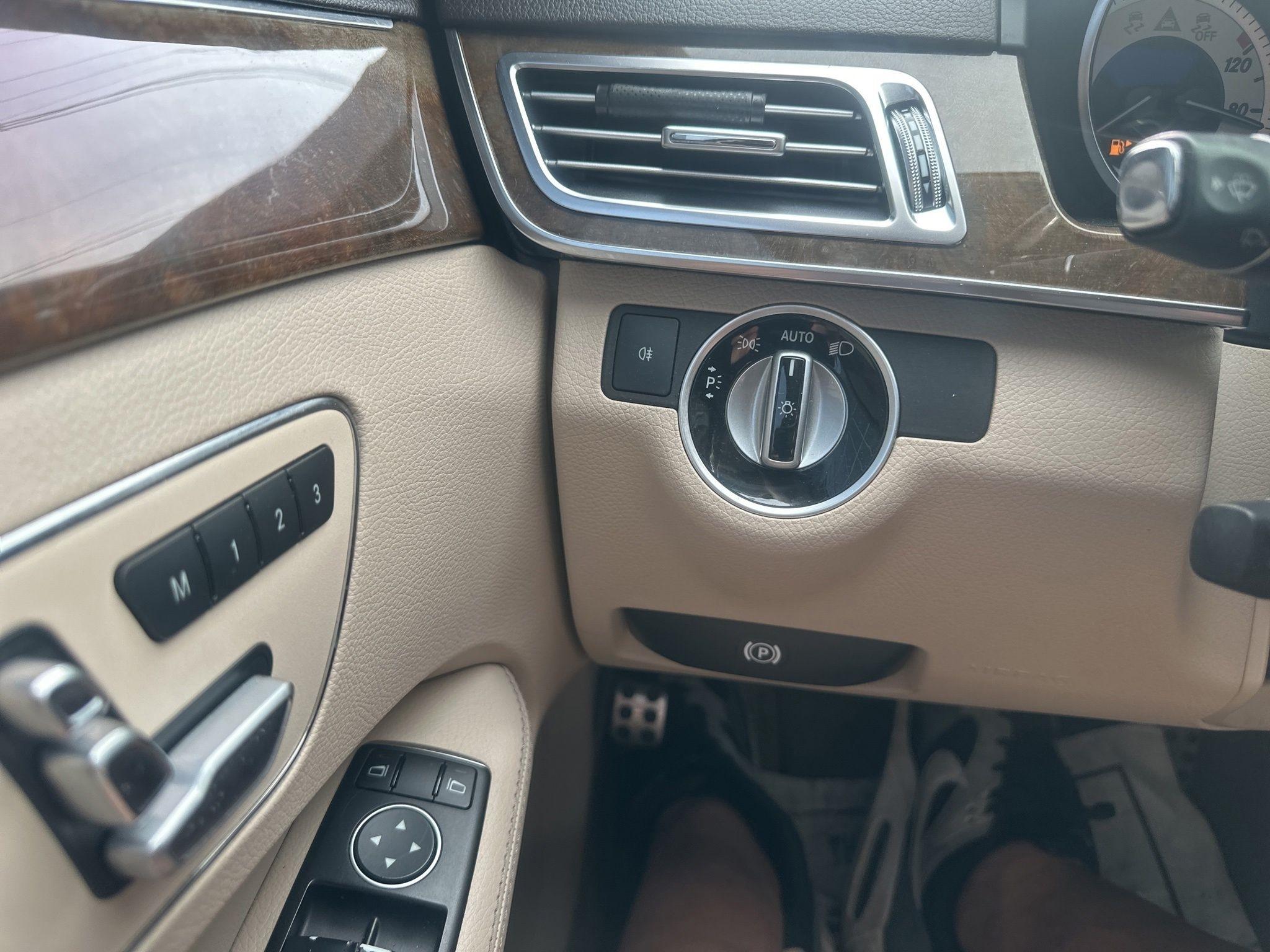 Mercedes-Benz E-Class  2014