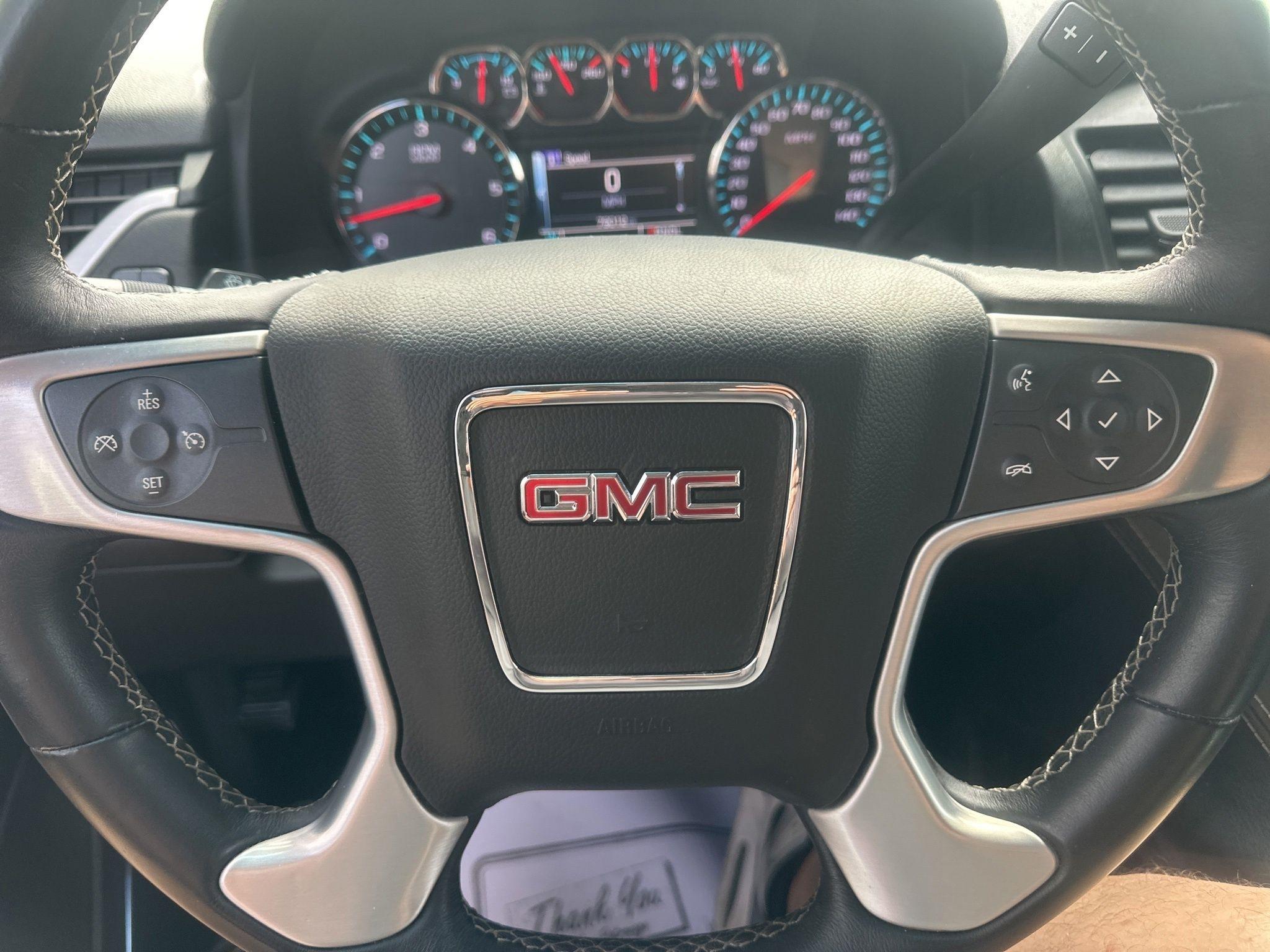 GMC Yukon  2017