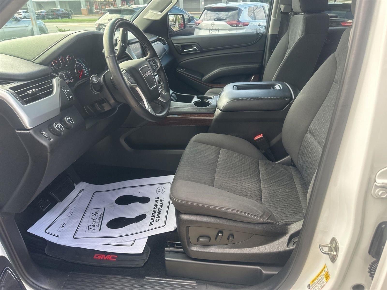 GMC Yukon  2017