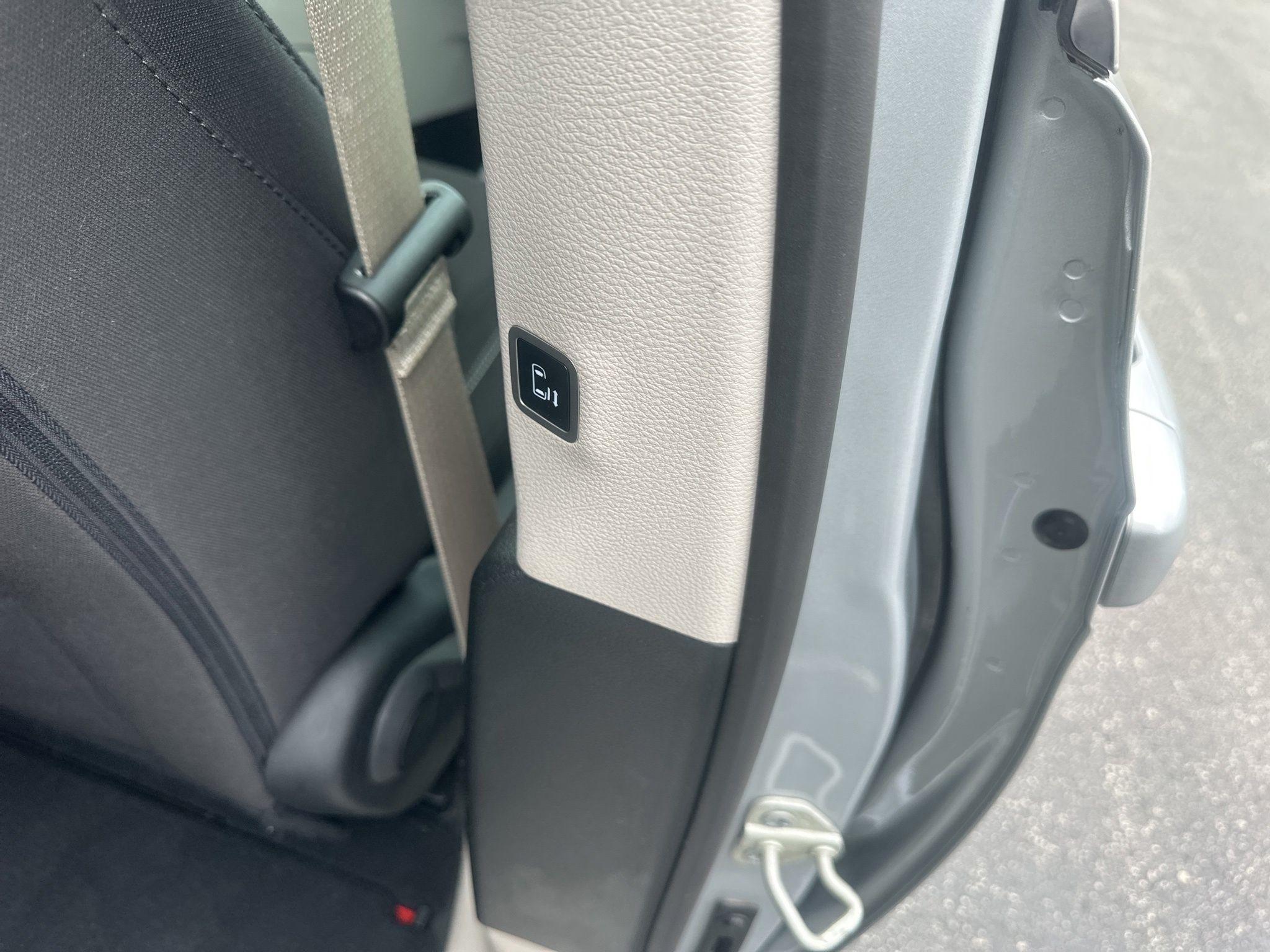 Chrysler Voyager  2024