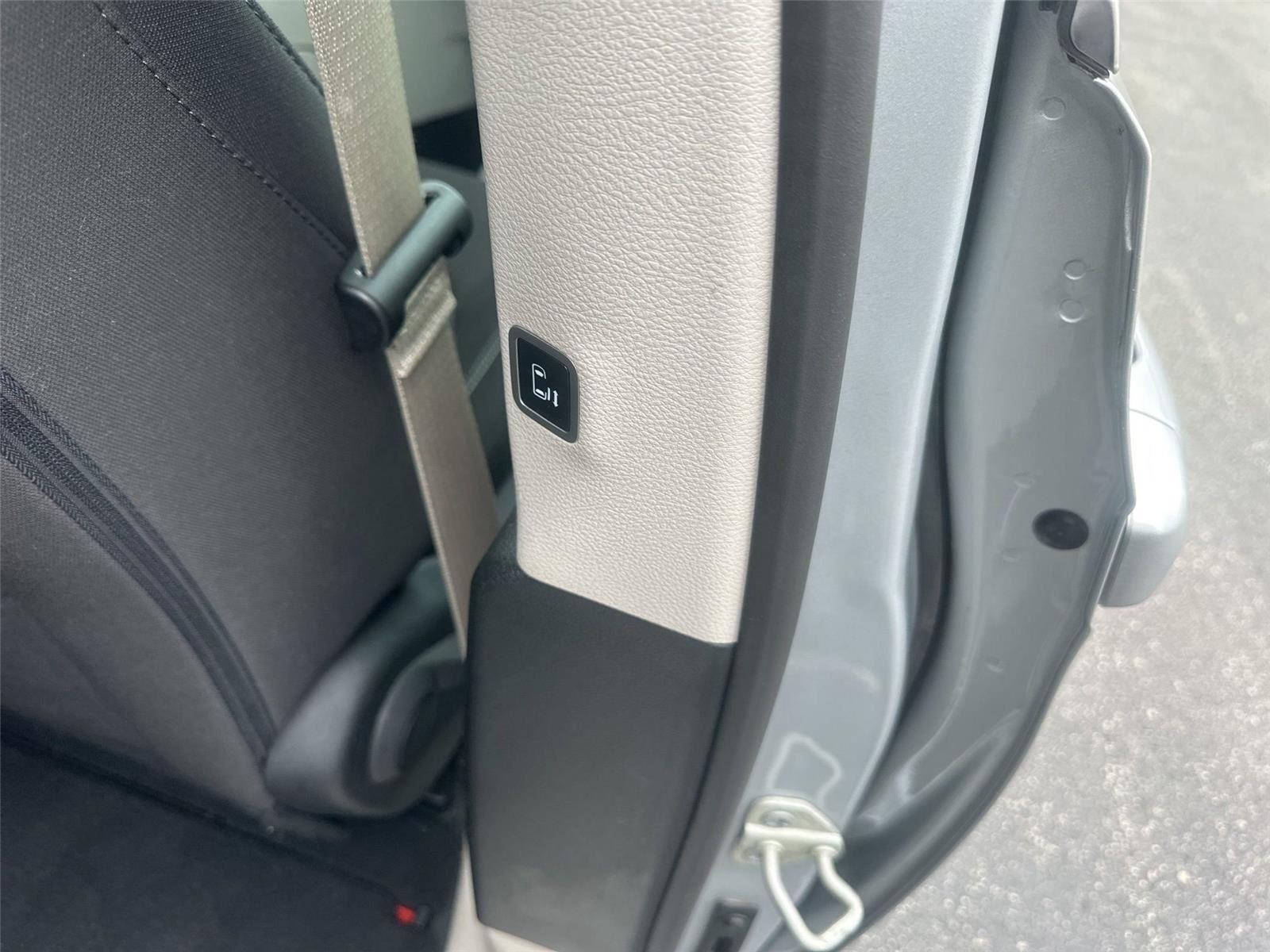 Chrysler Voyager  2024