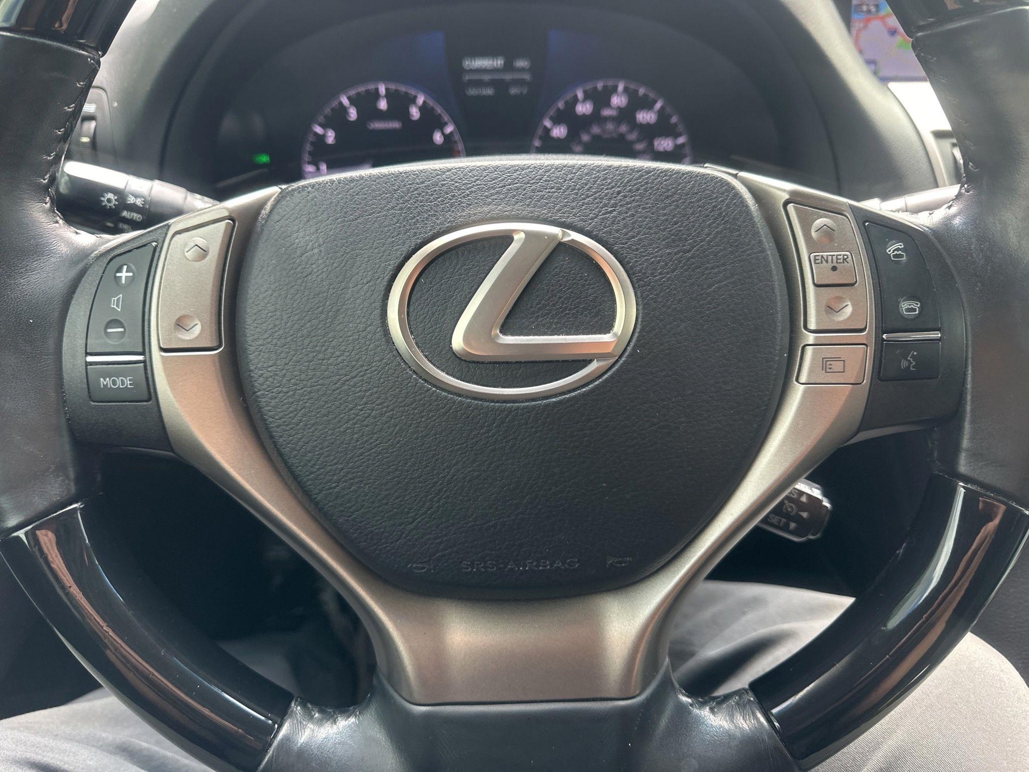 Lexus RX  2015
