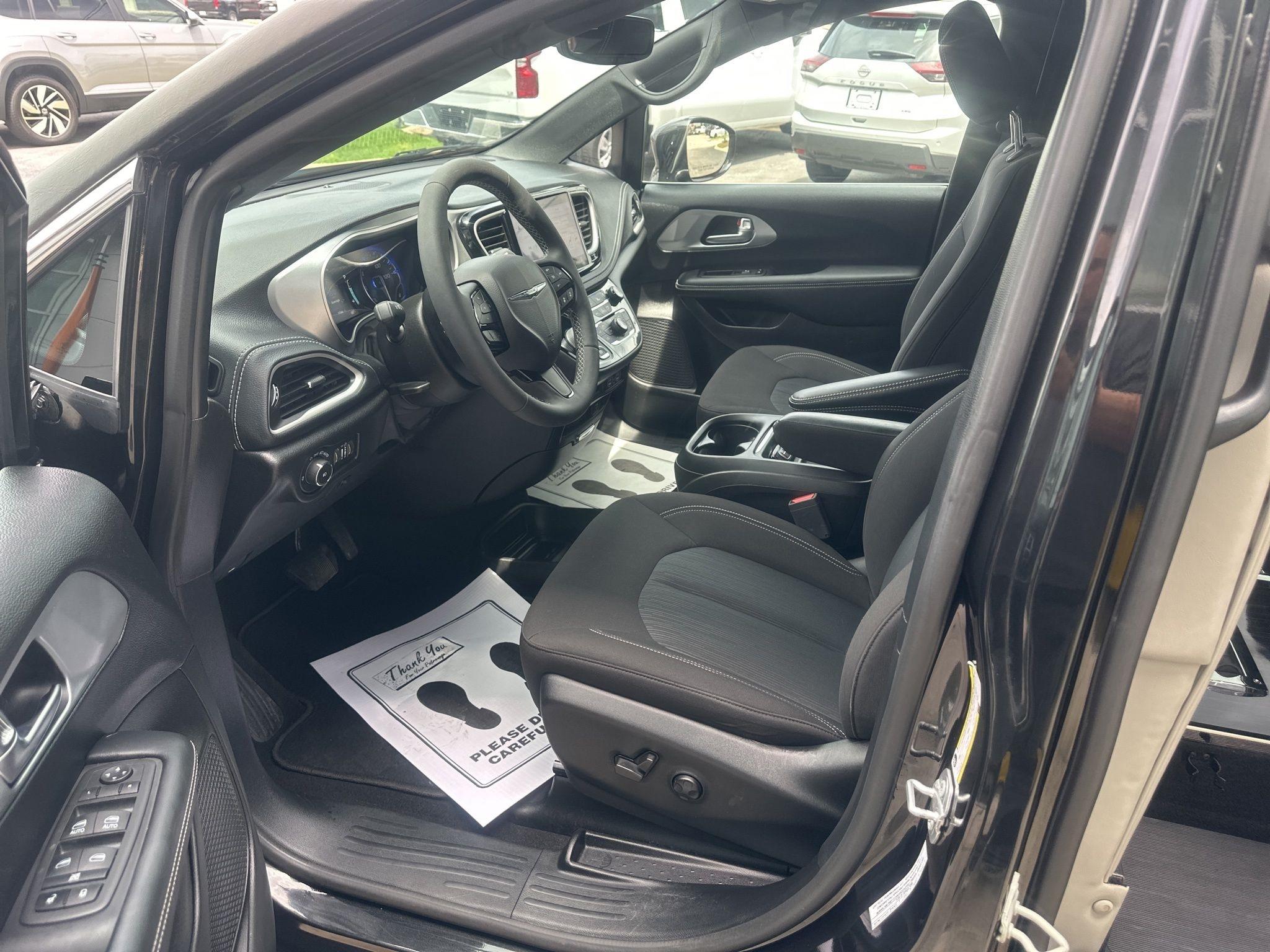 Chrysler Pacifica  2022