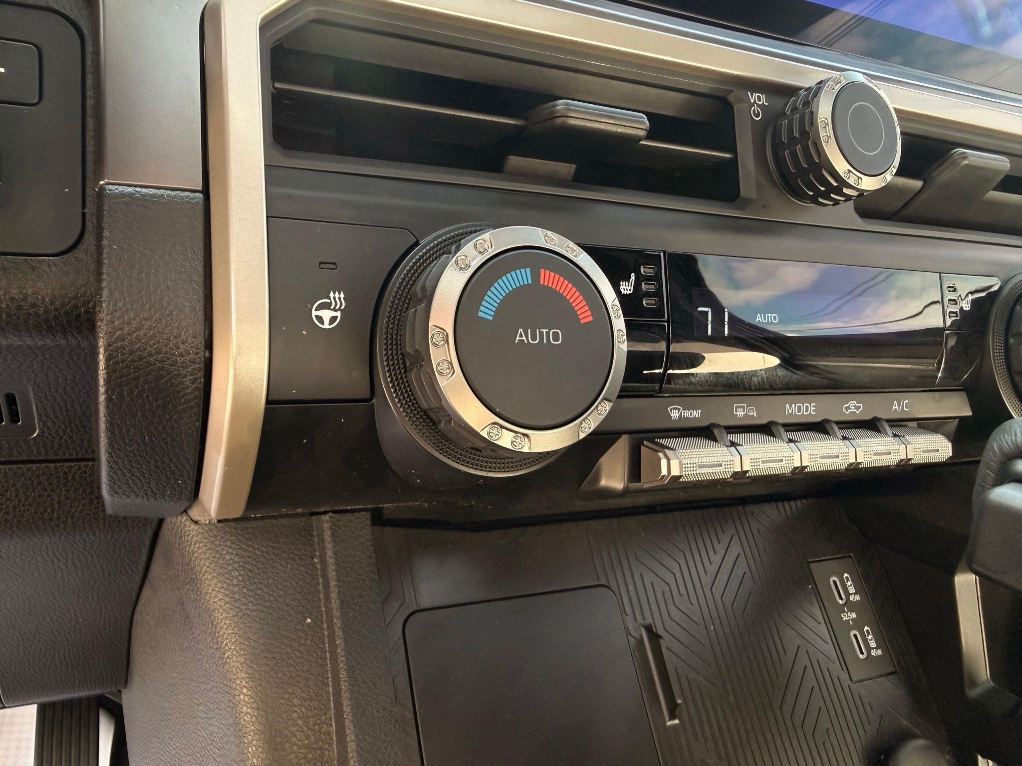 Toyota Tacoma  2024