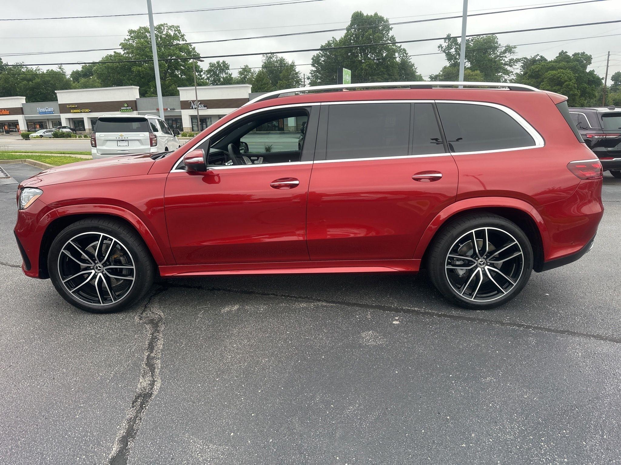 Mercedes-Benz GLS  2025