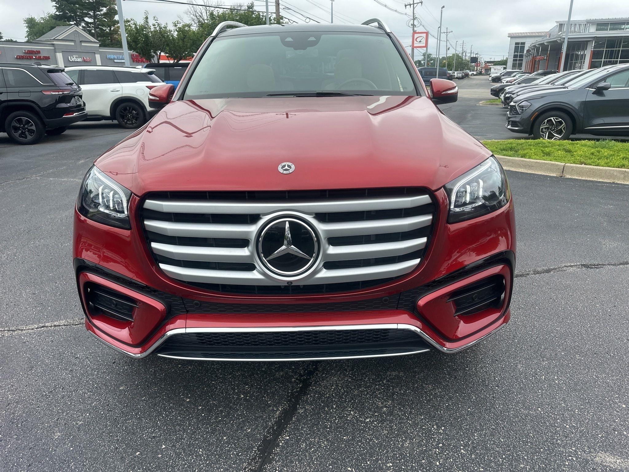 Mercedes-Benz GLS  2025