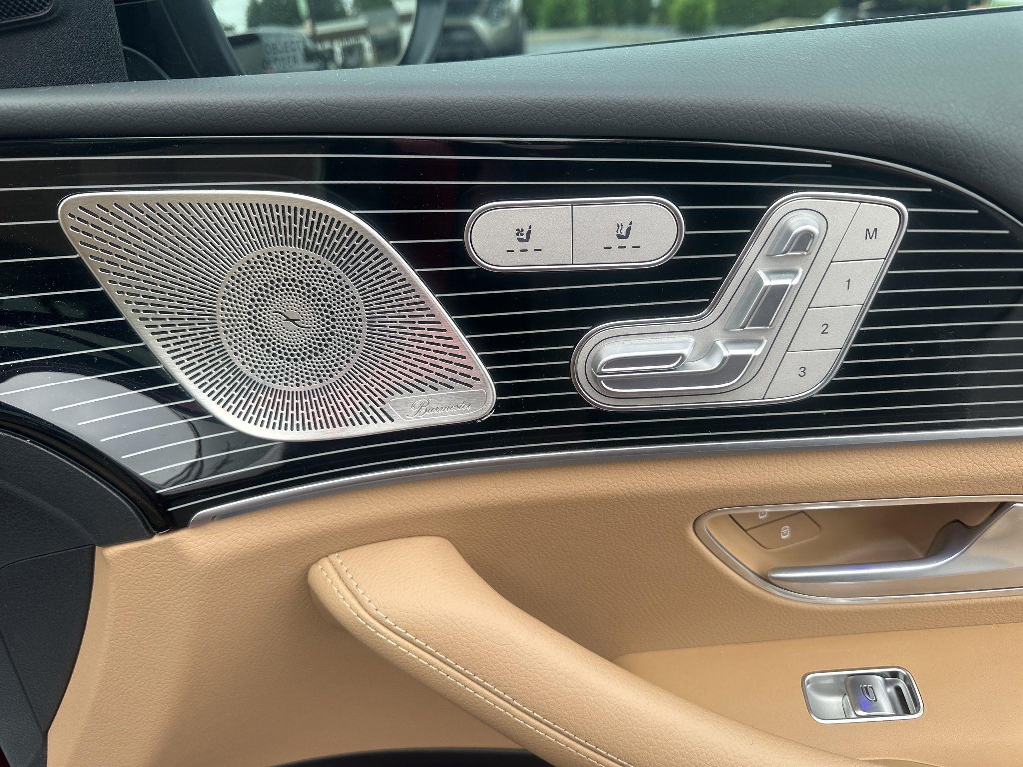 Mercedes-Benz GLS  2025