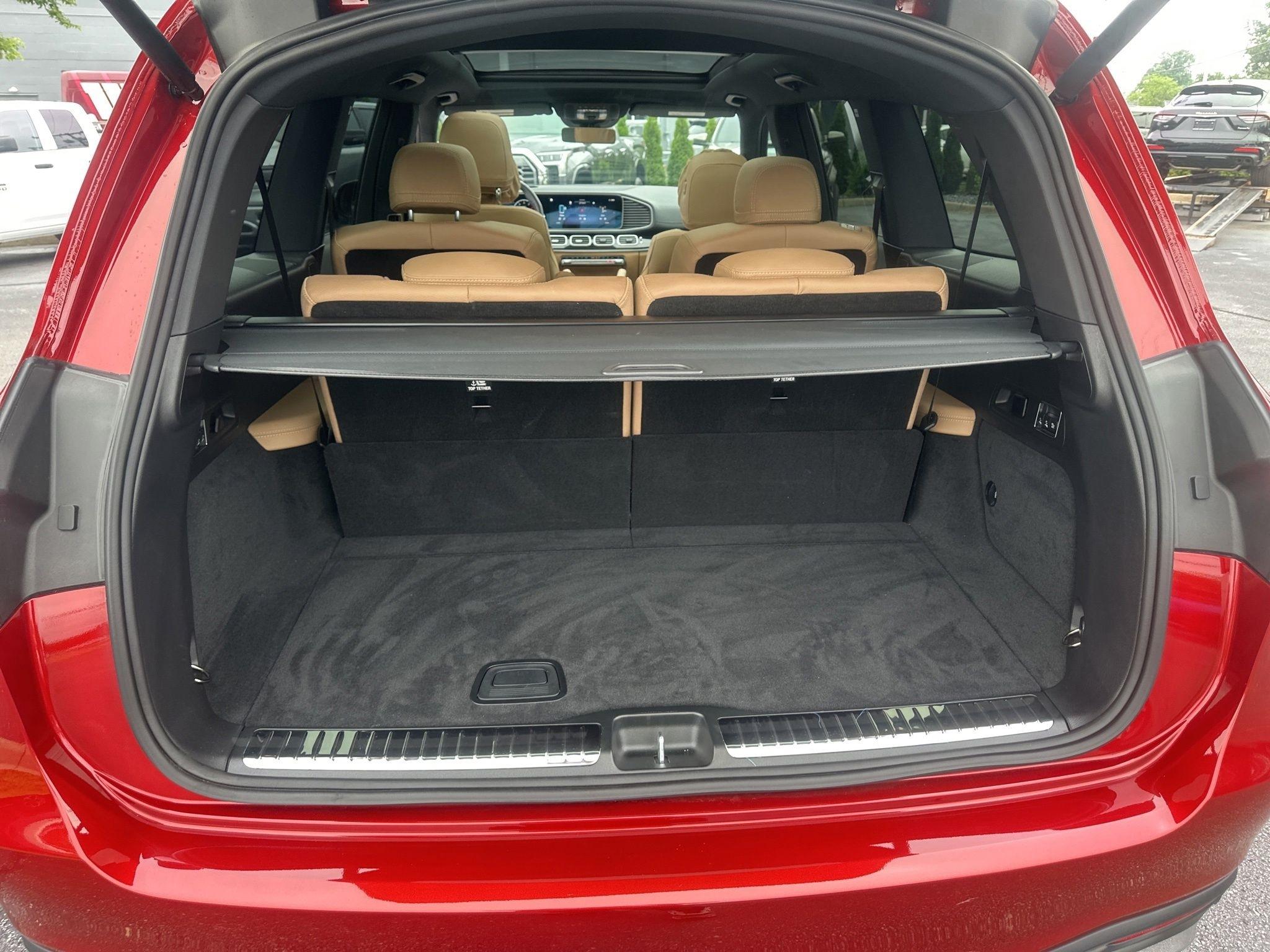 Mercedes-Benz GLS  2025