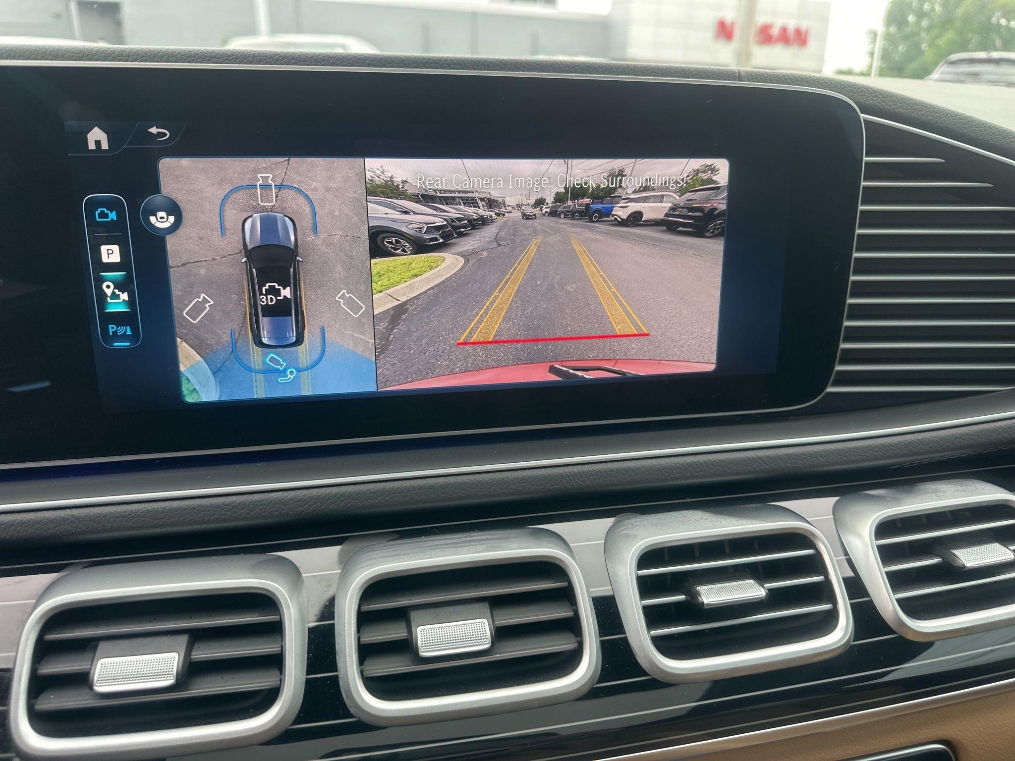 Mercedes-Benz GLS  2025