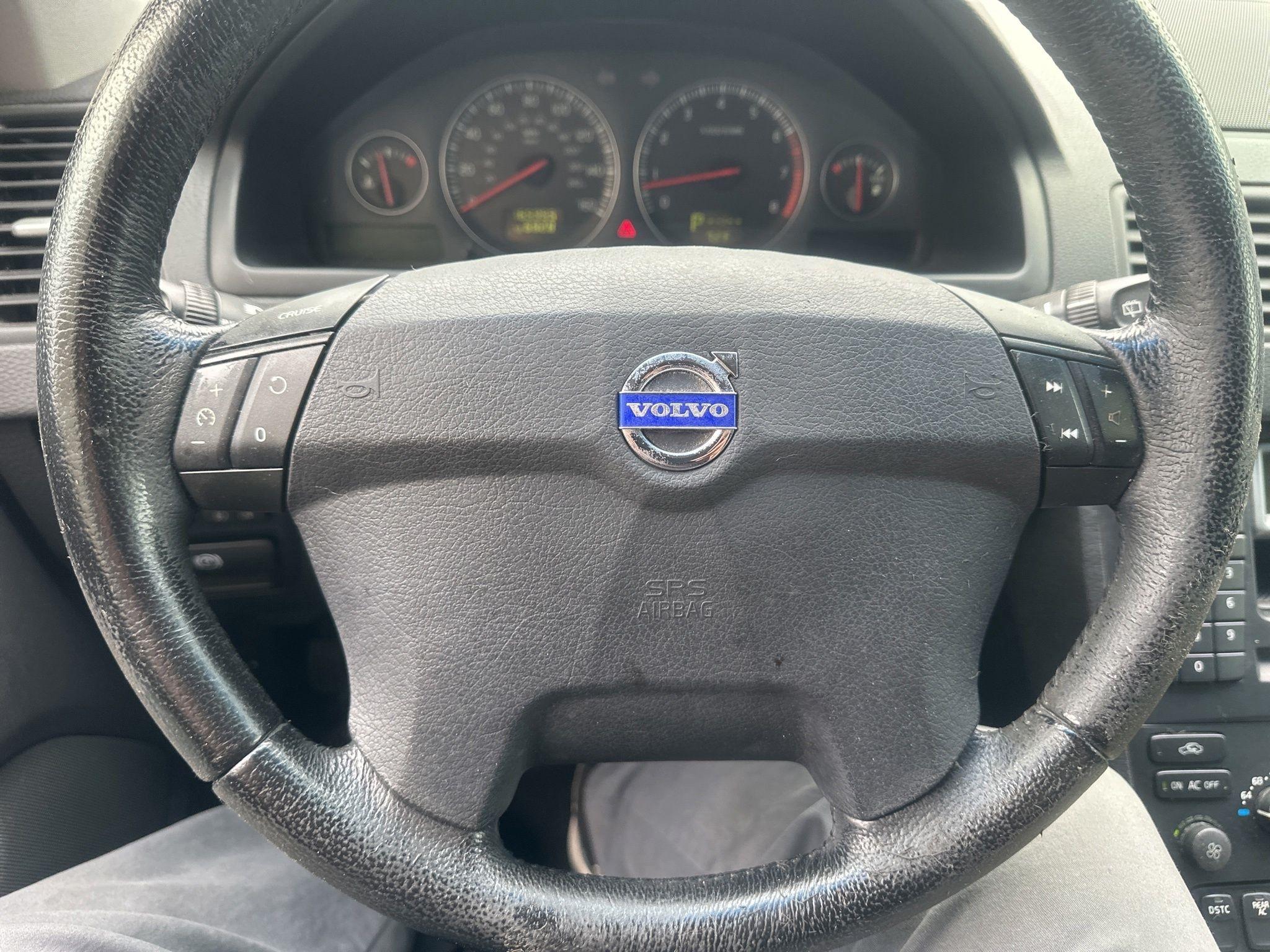 Volvo XC90  2006