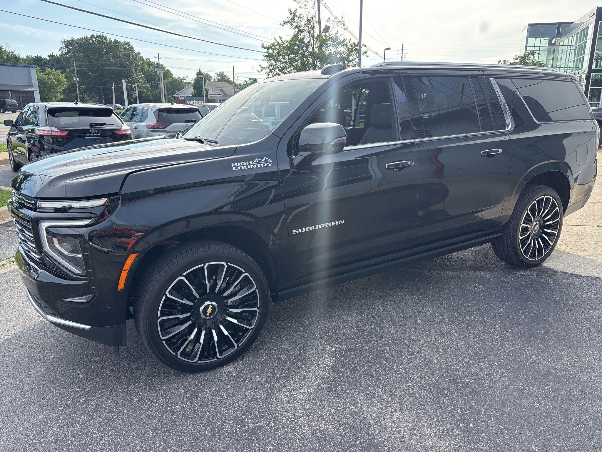 Chevrolet Suburban  2025