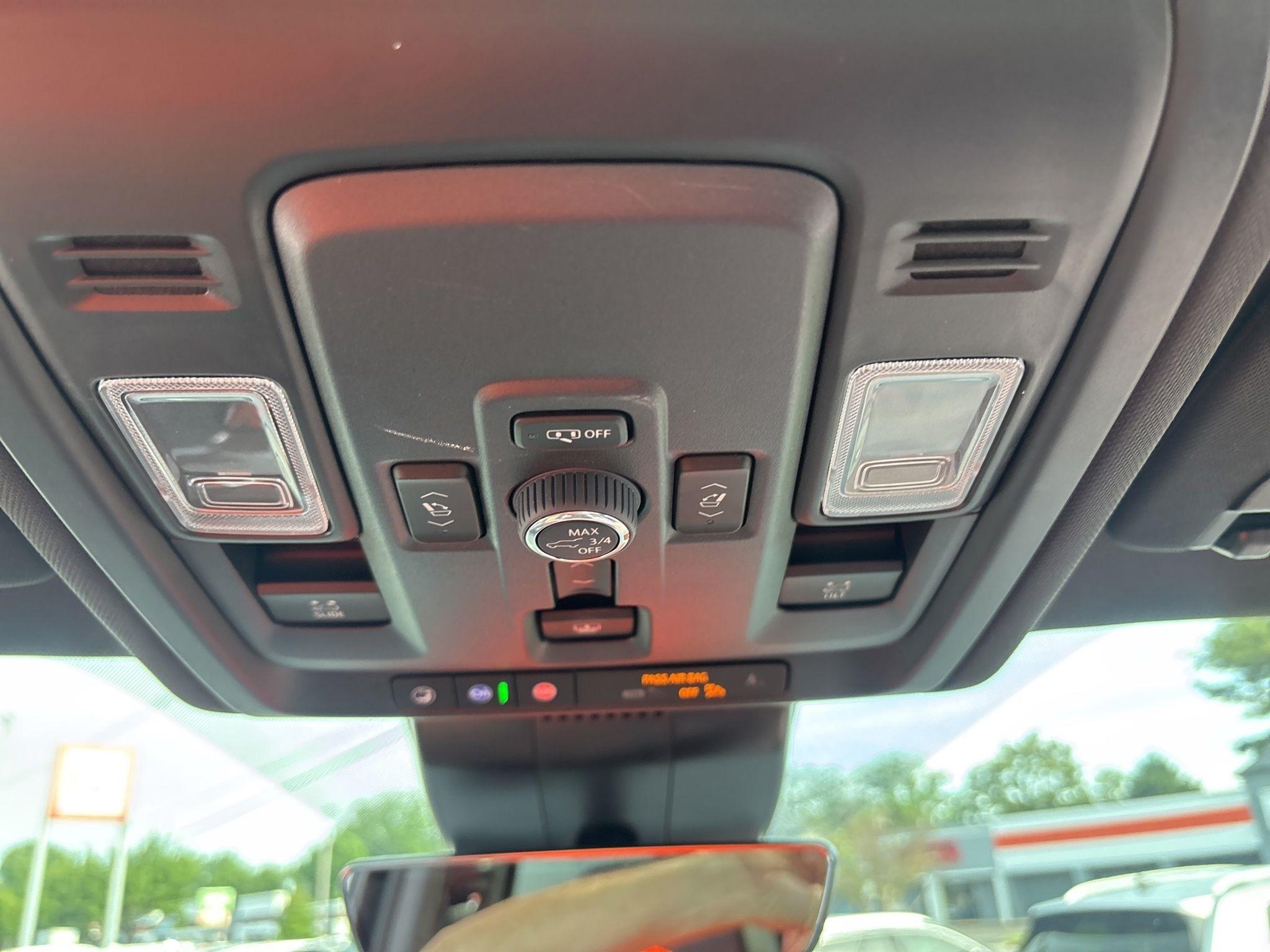 Chevrolet Suburban  2025