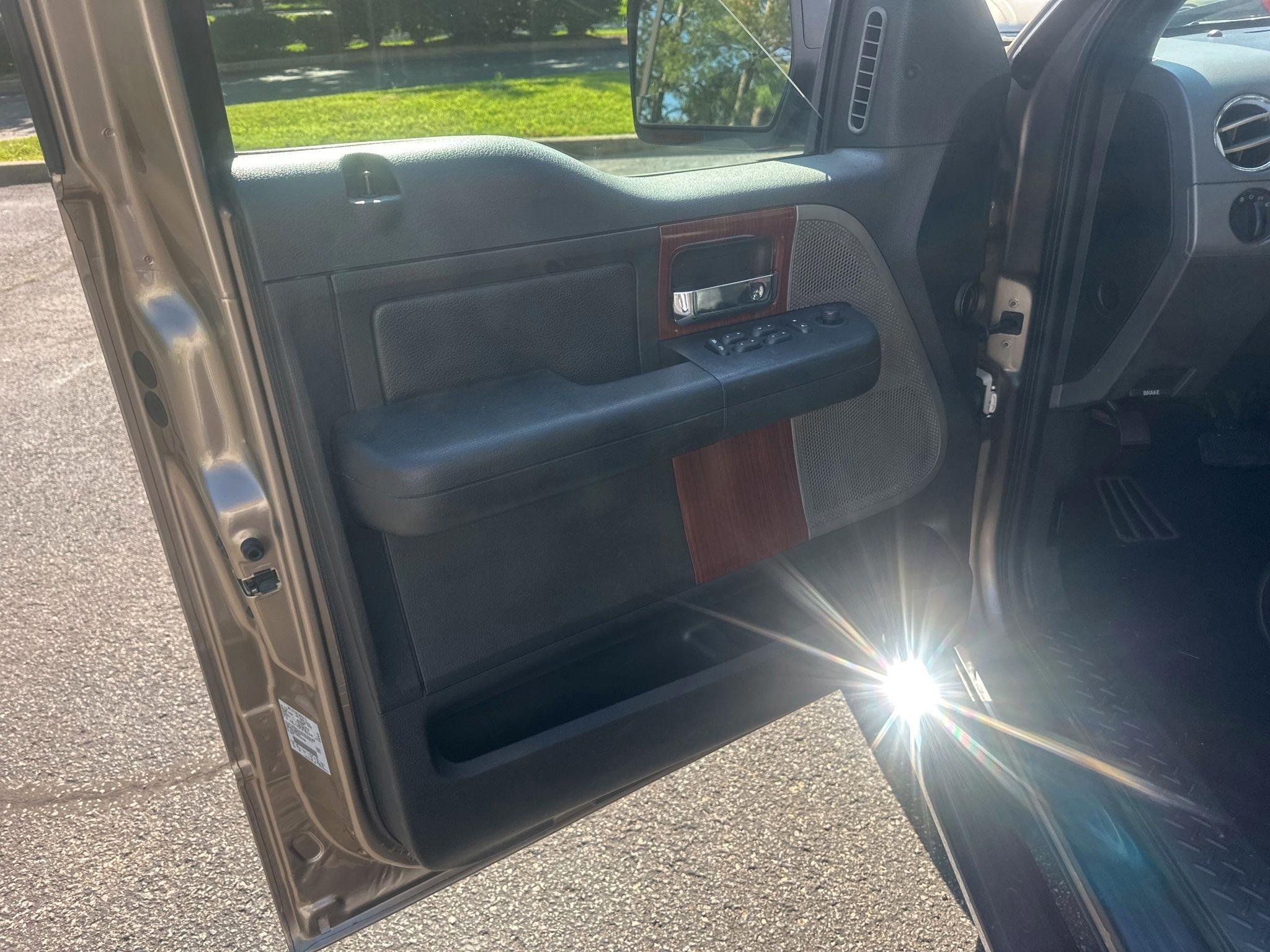 Ford F-150  2005