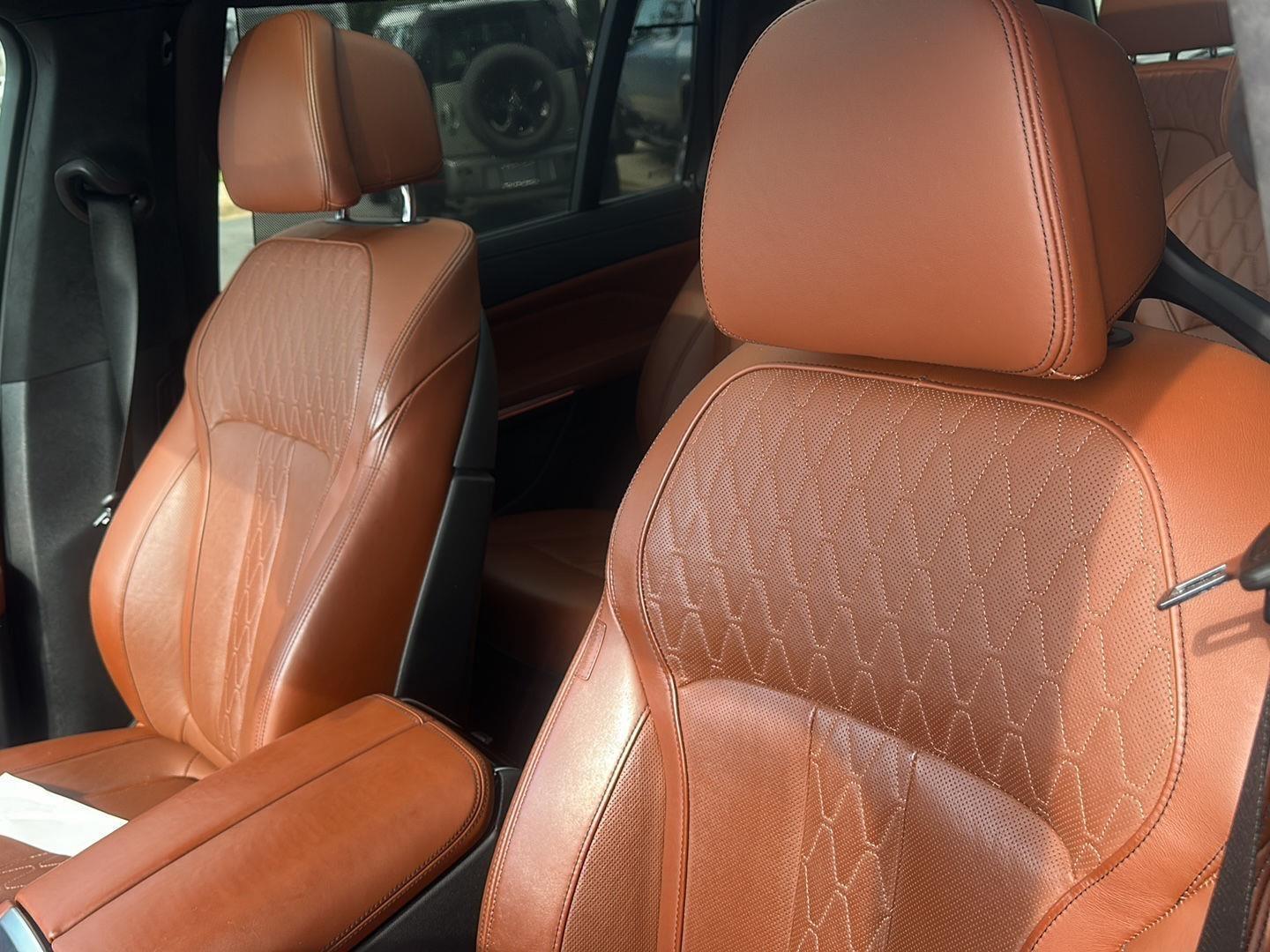 BMW X7  2022