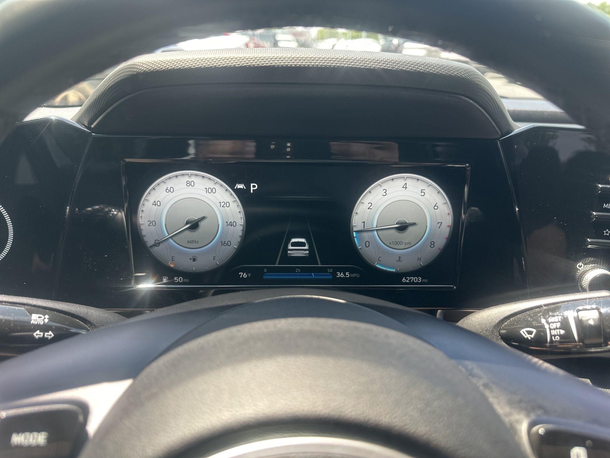 Hyundai Elantra  2021