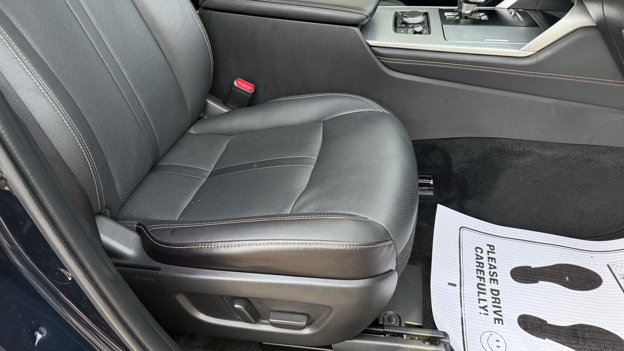 Mazda CX-90  2025