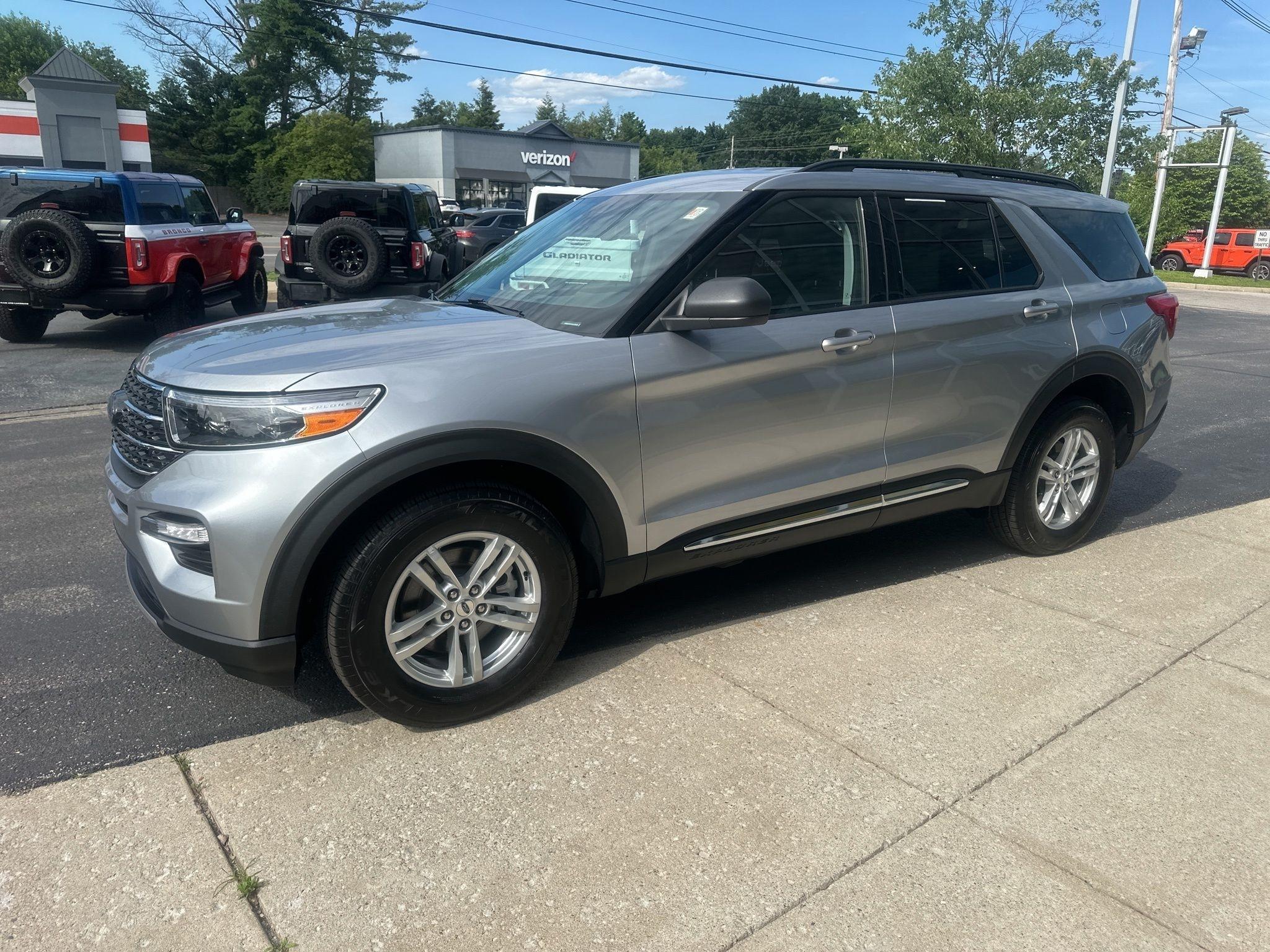 Ford Explorer  2022