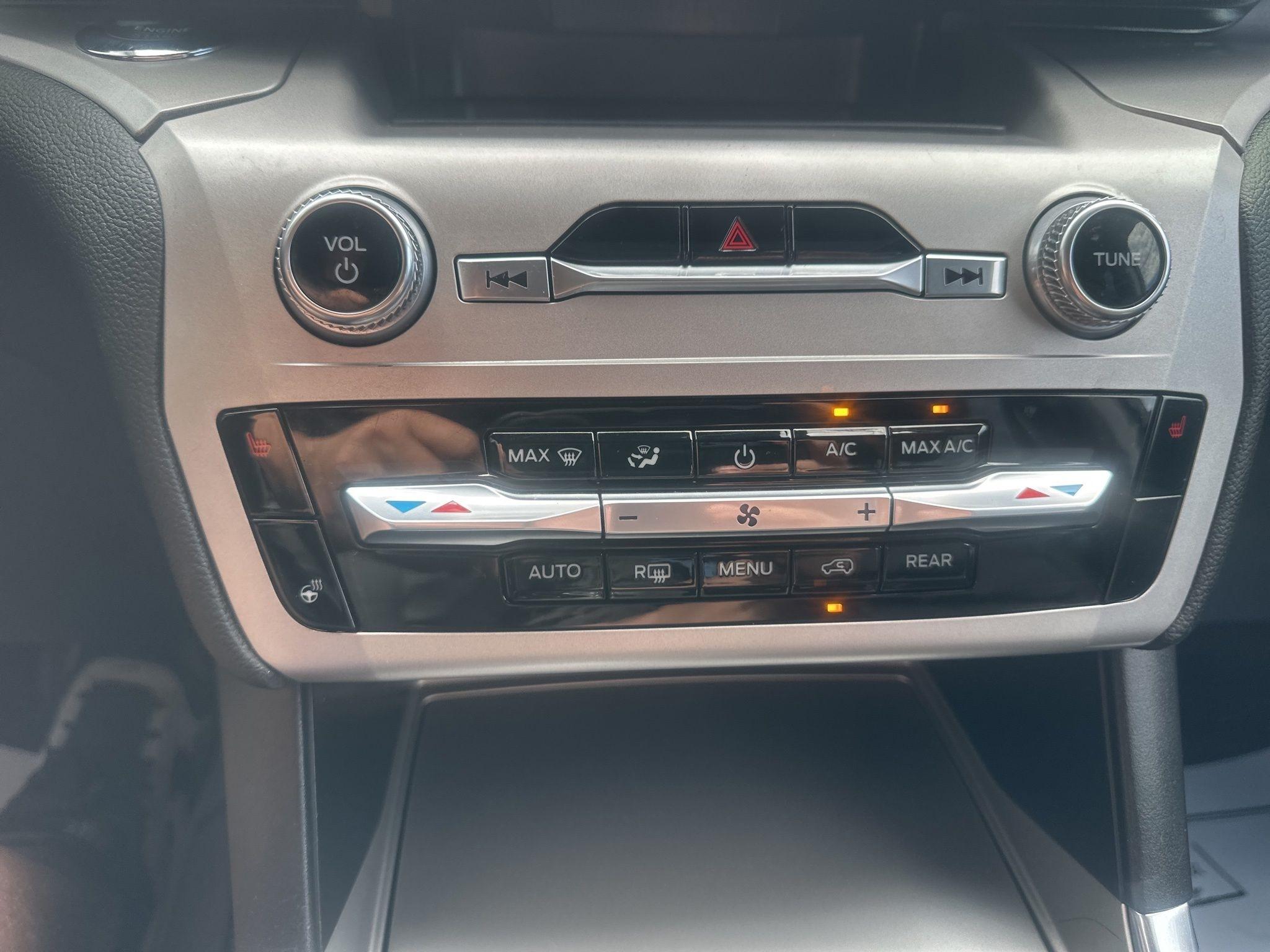 Ford Explorer  2022