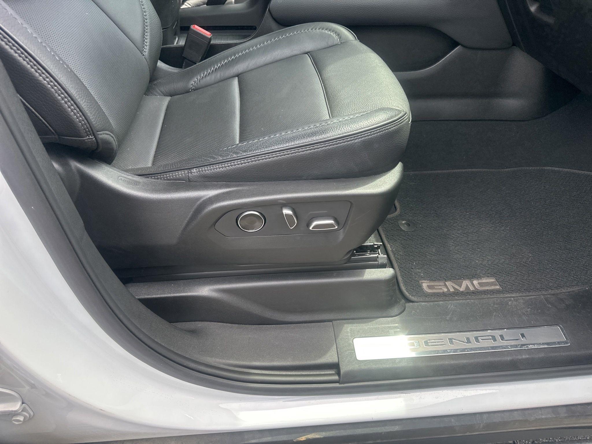 GMC Yukon XL  2023