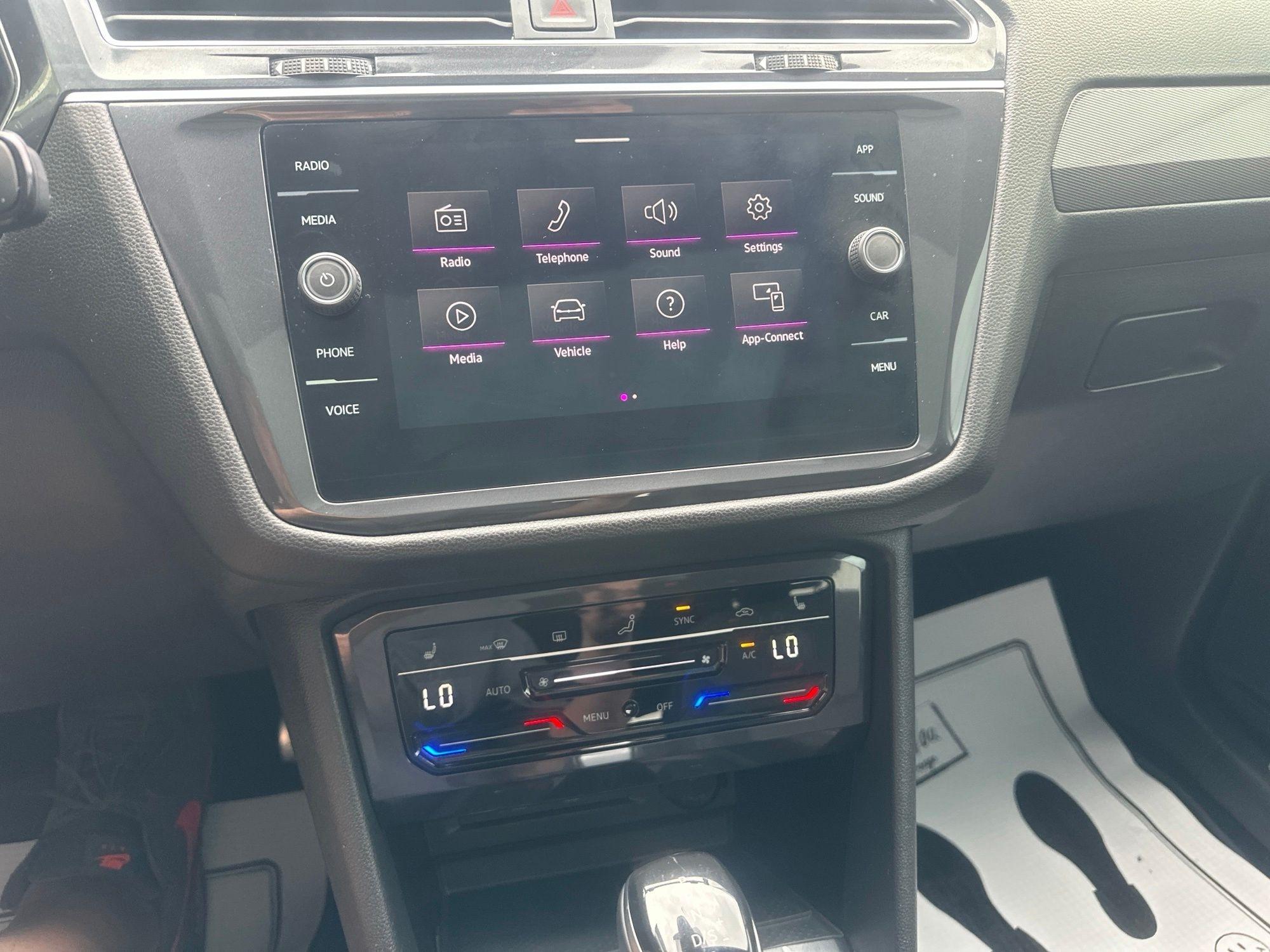 Volkswagen Tiguan  2024