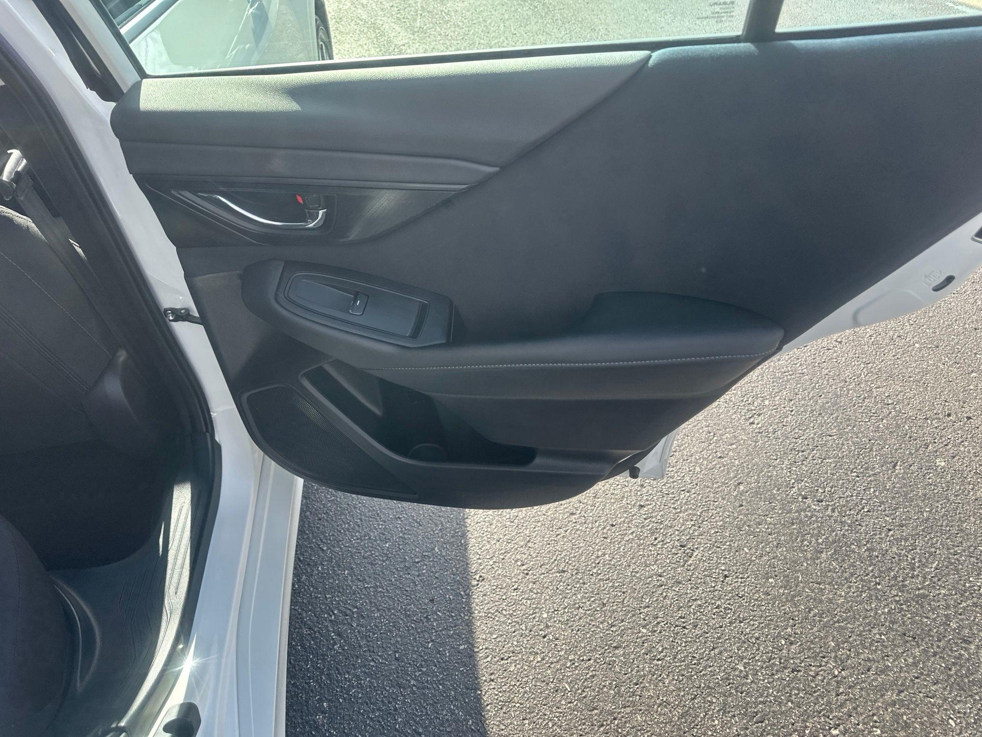 Subaru Legacy  2023