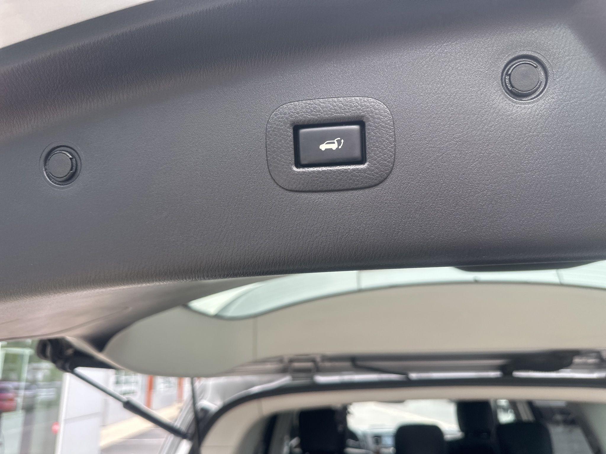 Nissan Armada  2018