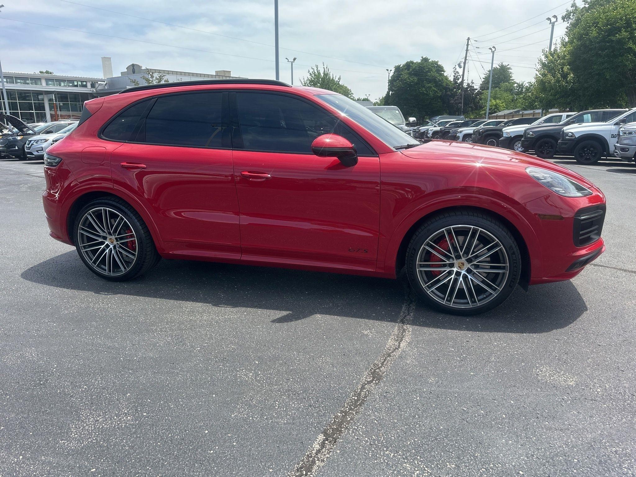 Porsche Cayenne  2021