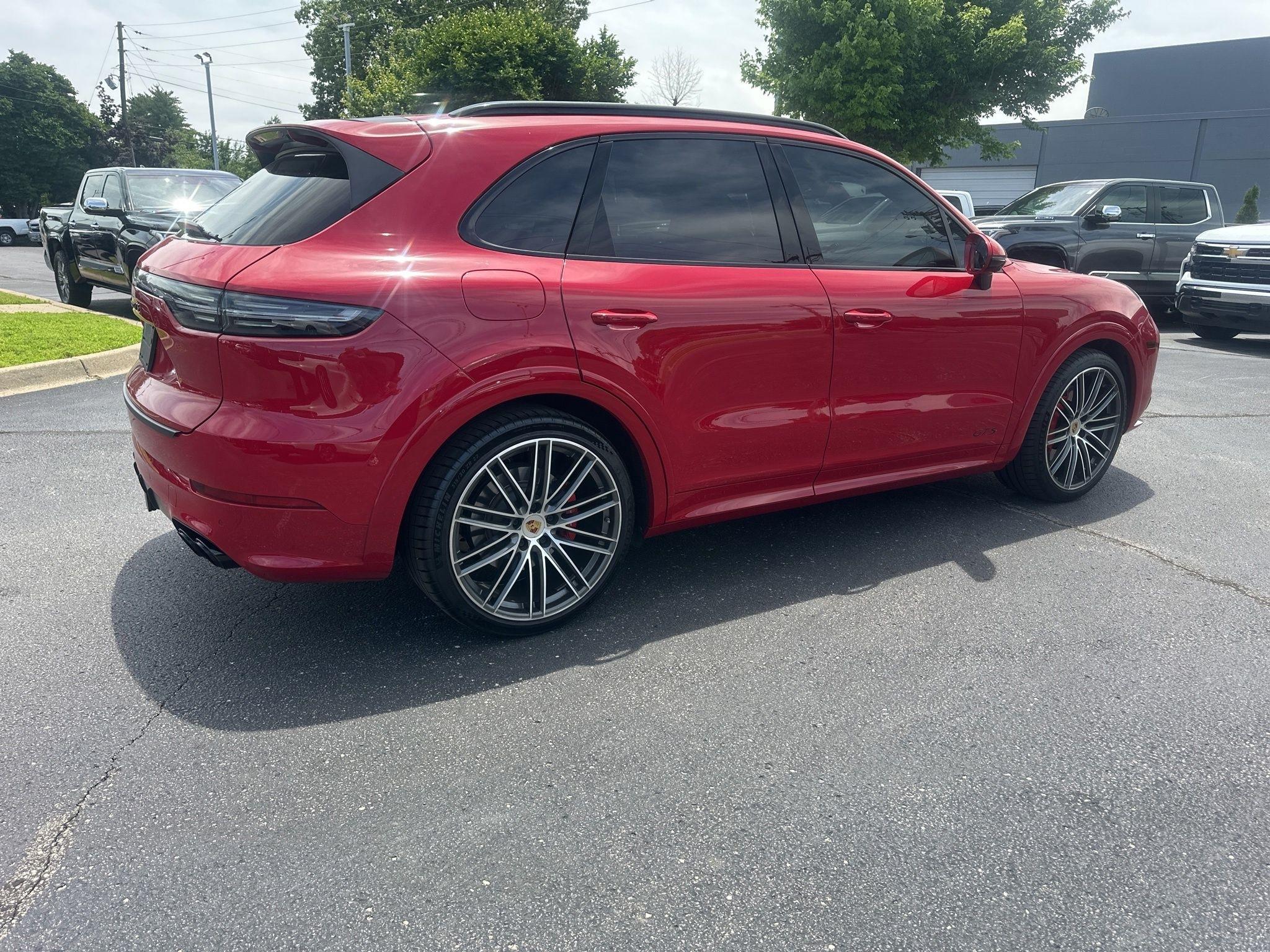 Porsche Cayenne  2021