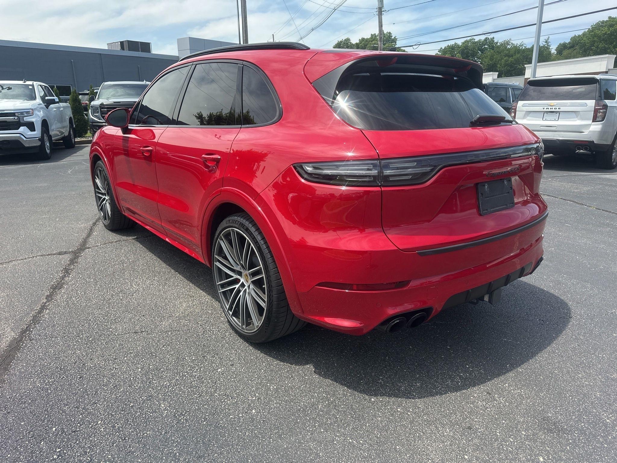 Porsche Cayenne  2021