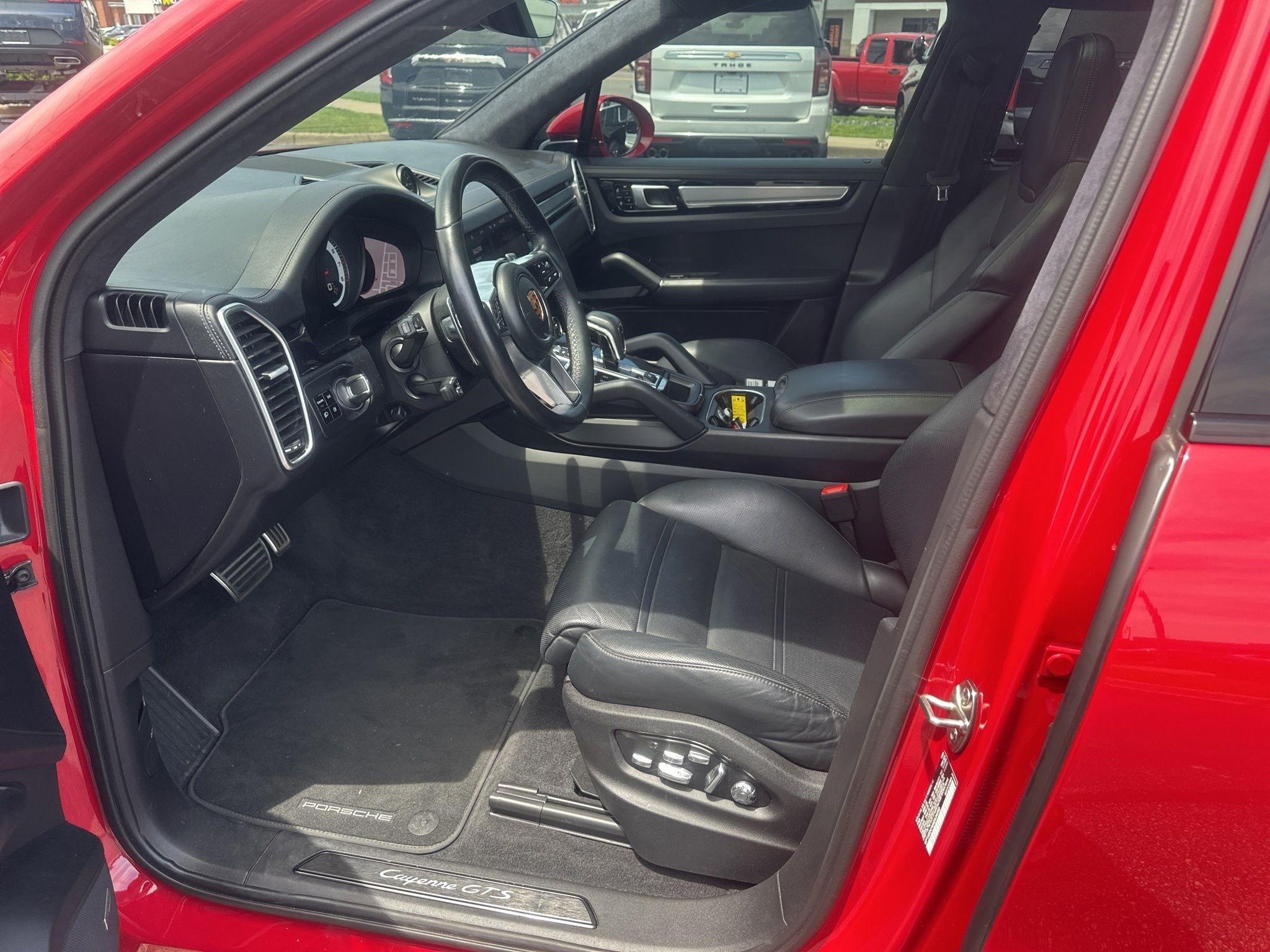 Porsche Cayenne  2021