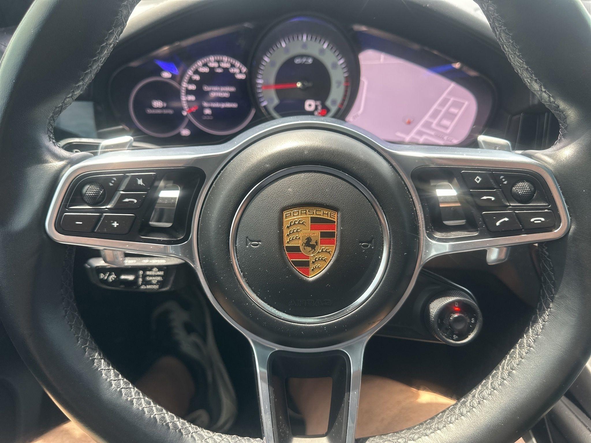 Porsche Cayenne  2021