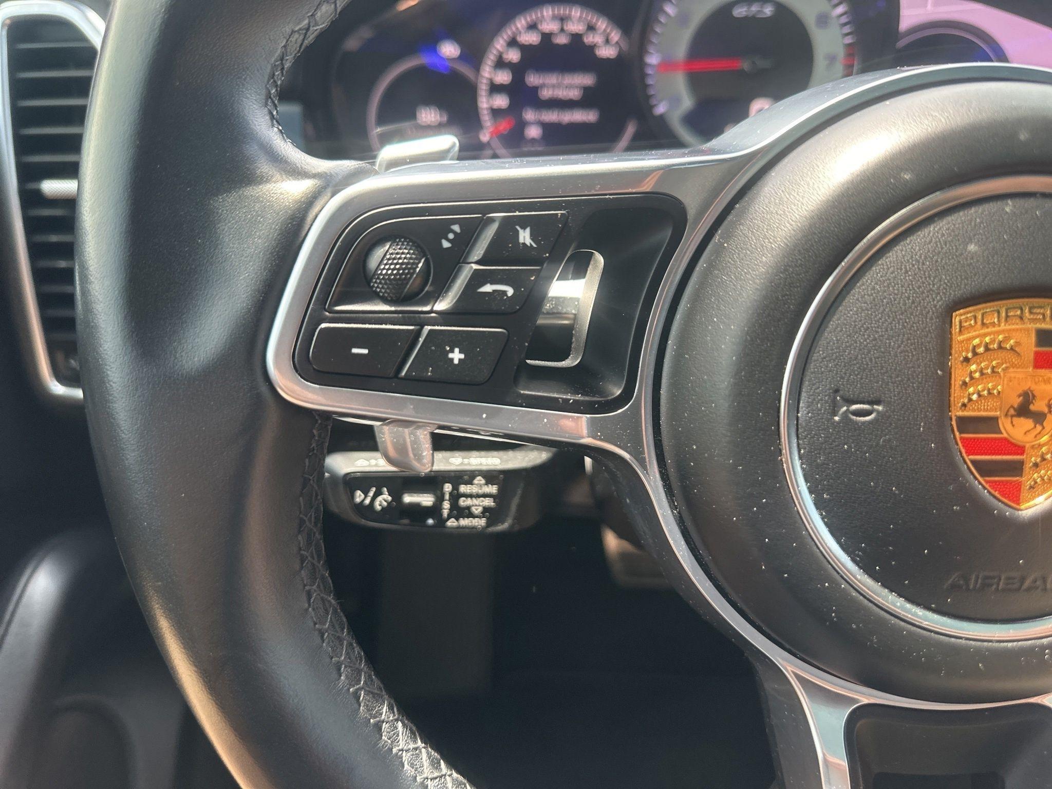 Porsche Cayenne  2021