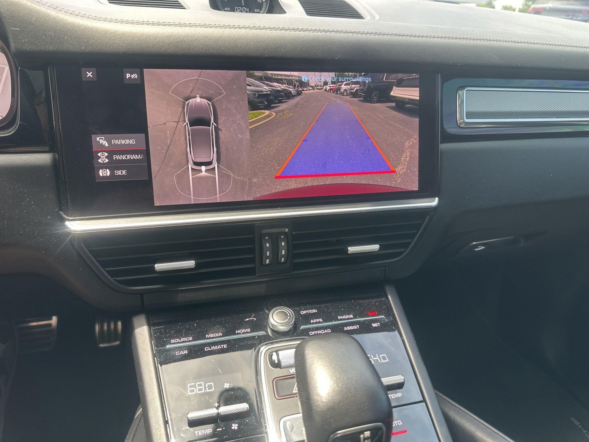 Porsche Cayenne  2021
