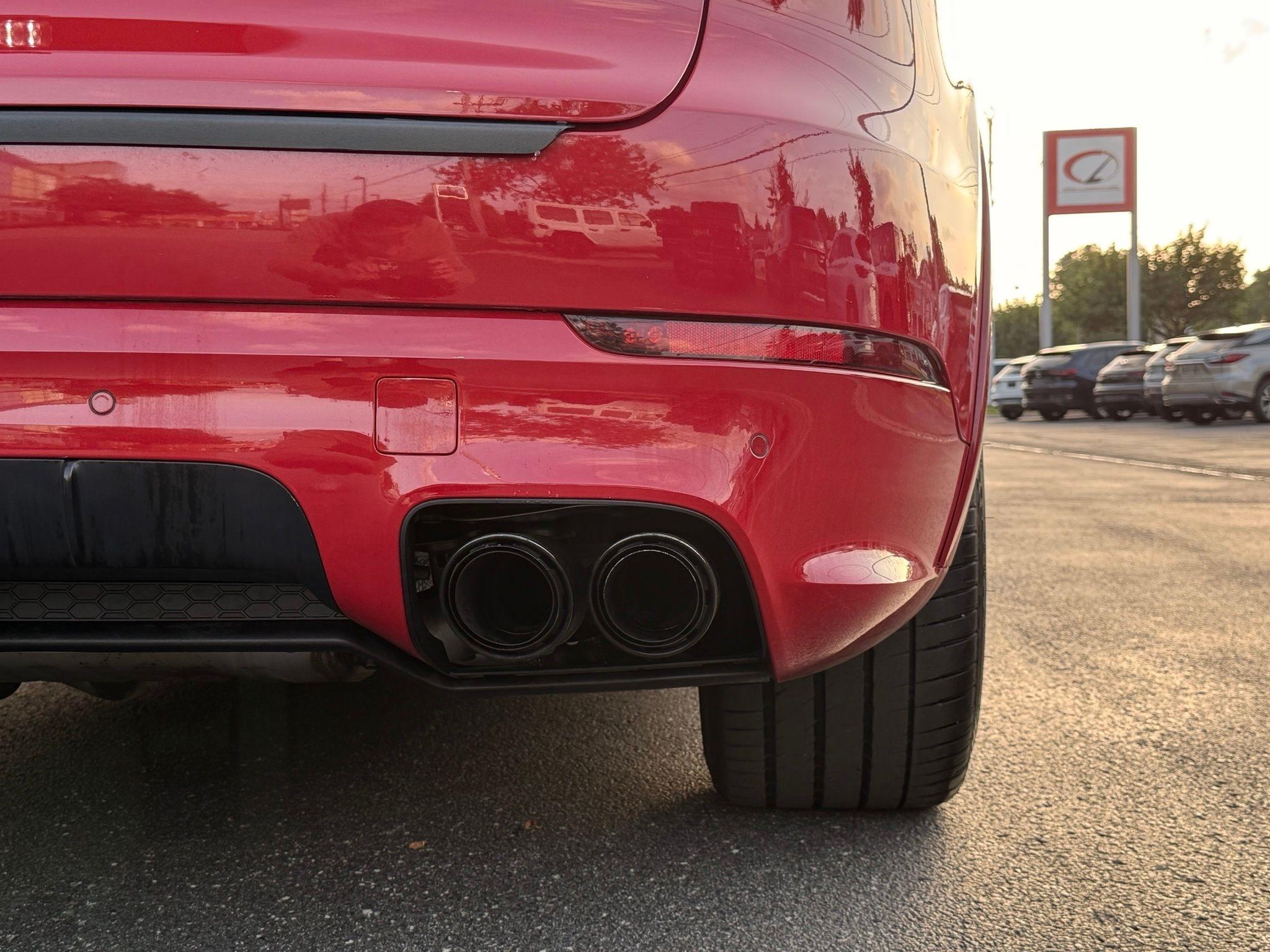 Porsche Cayenne  2021