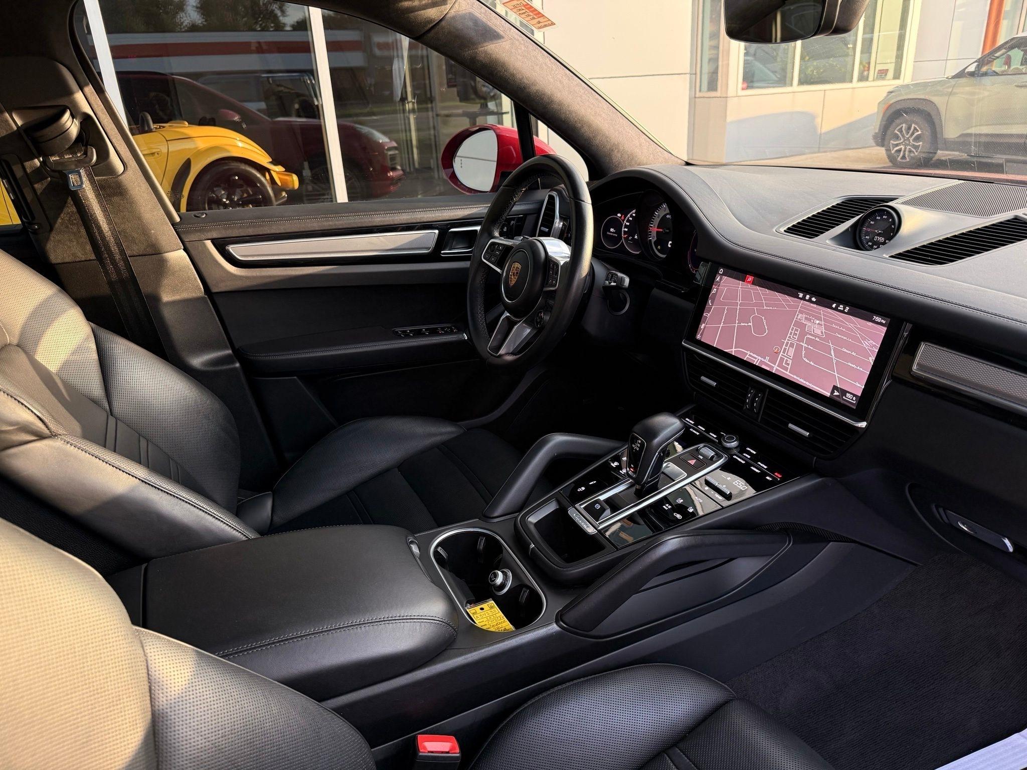 Porsche Cayenne  2021