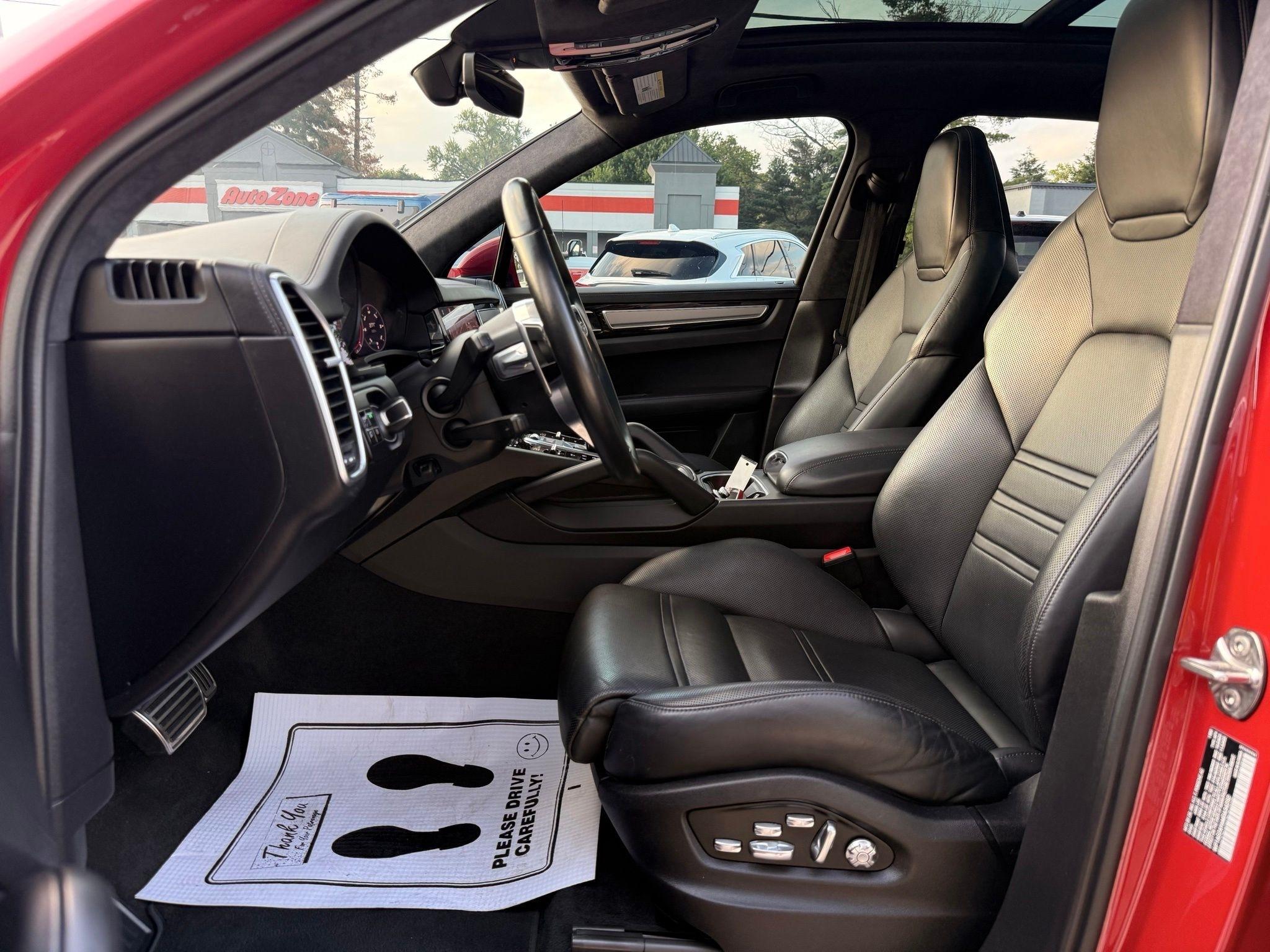 Porsche Cayenne  2021