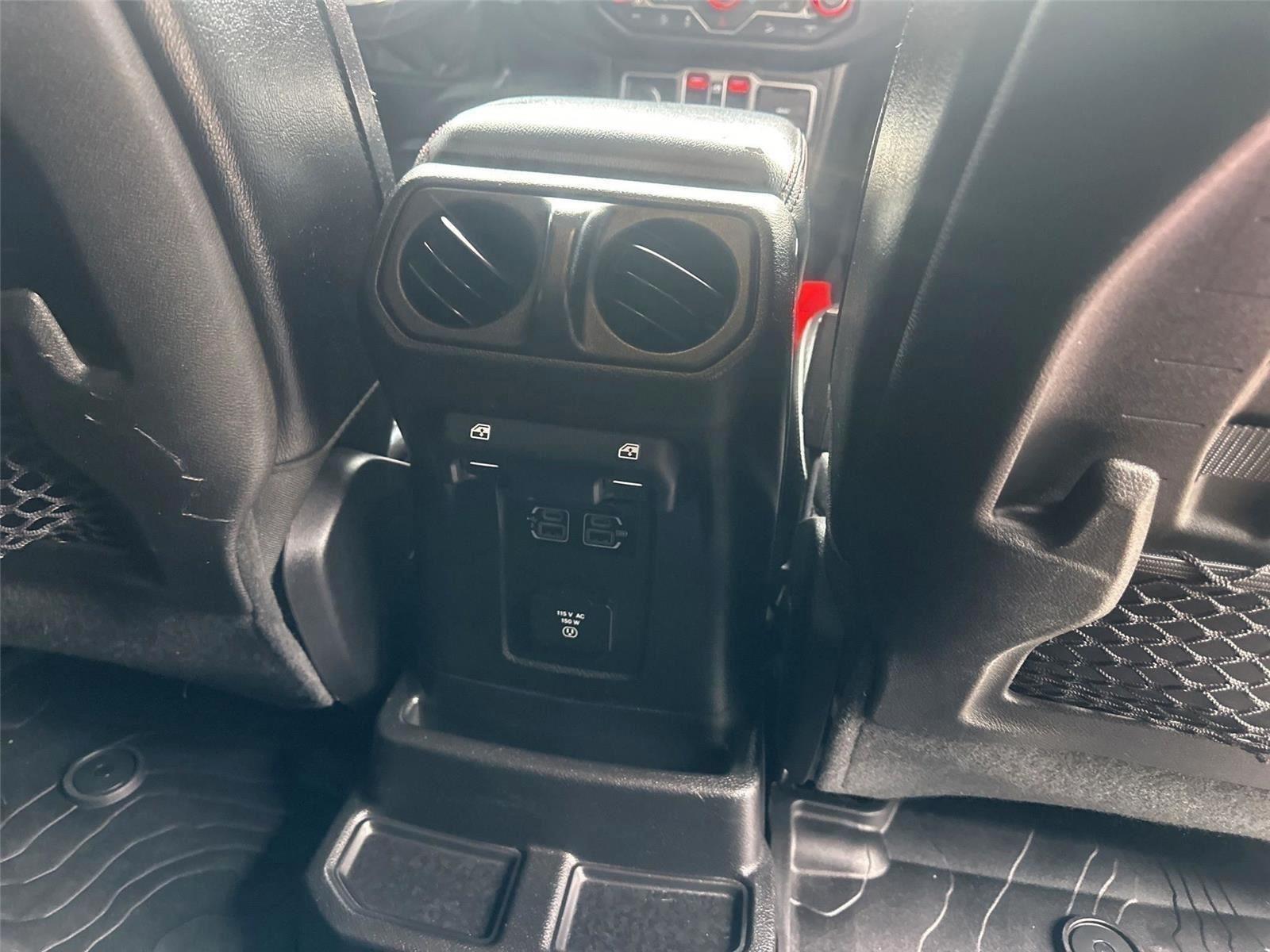 Jeep Wrangler  2019