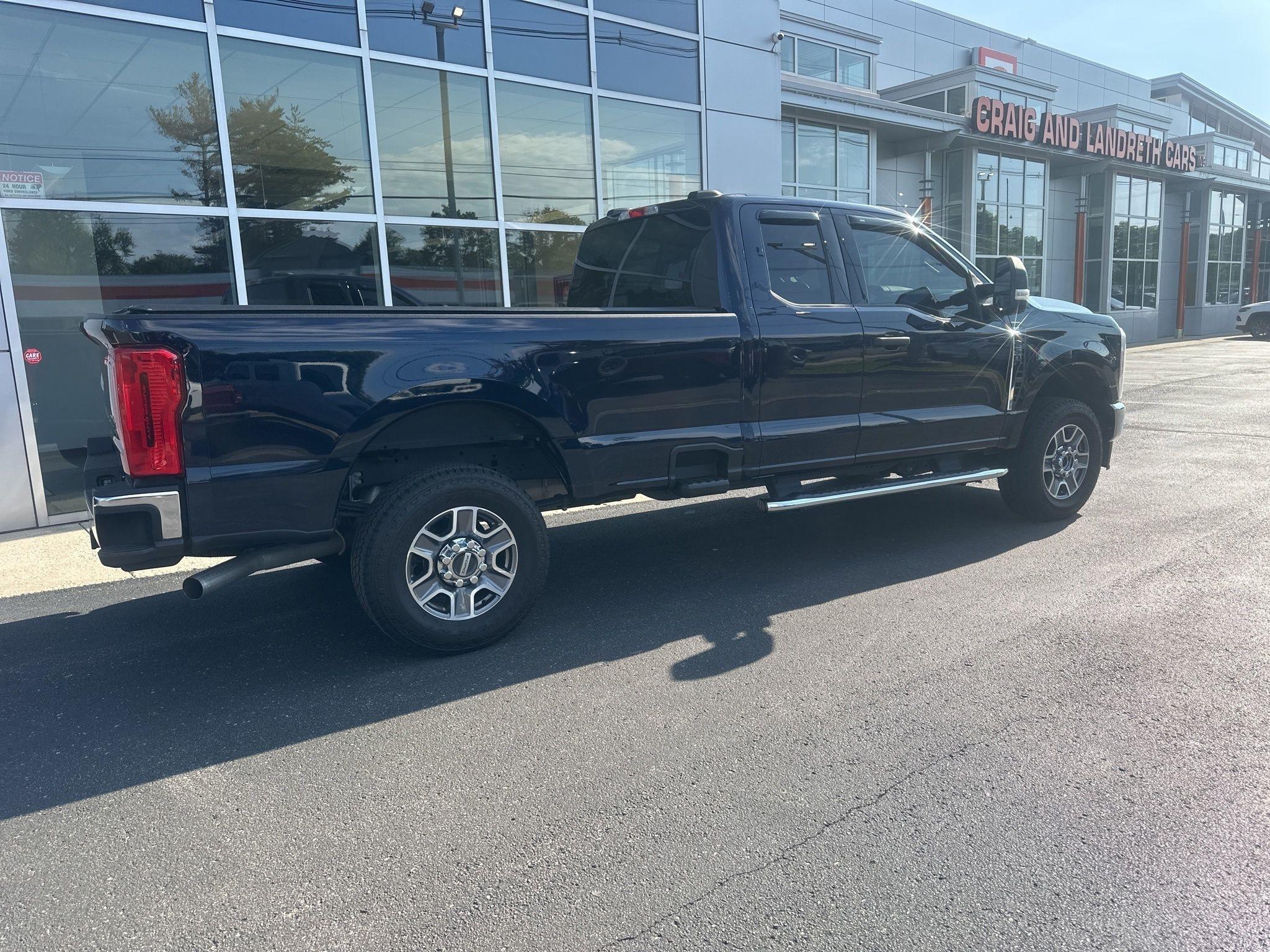 Ford F-250 SD  2025