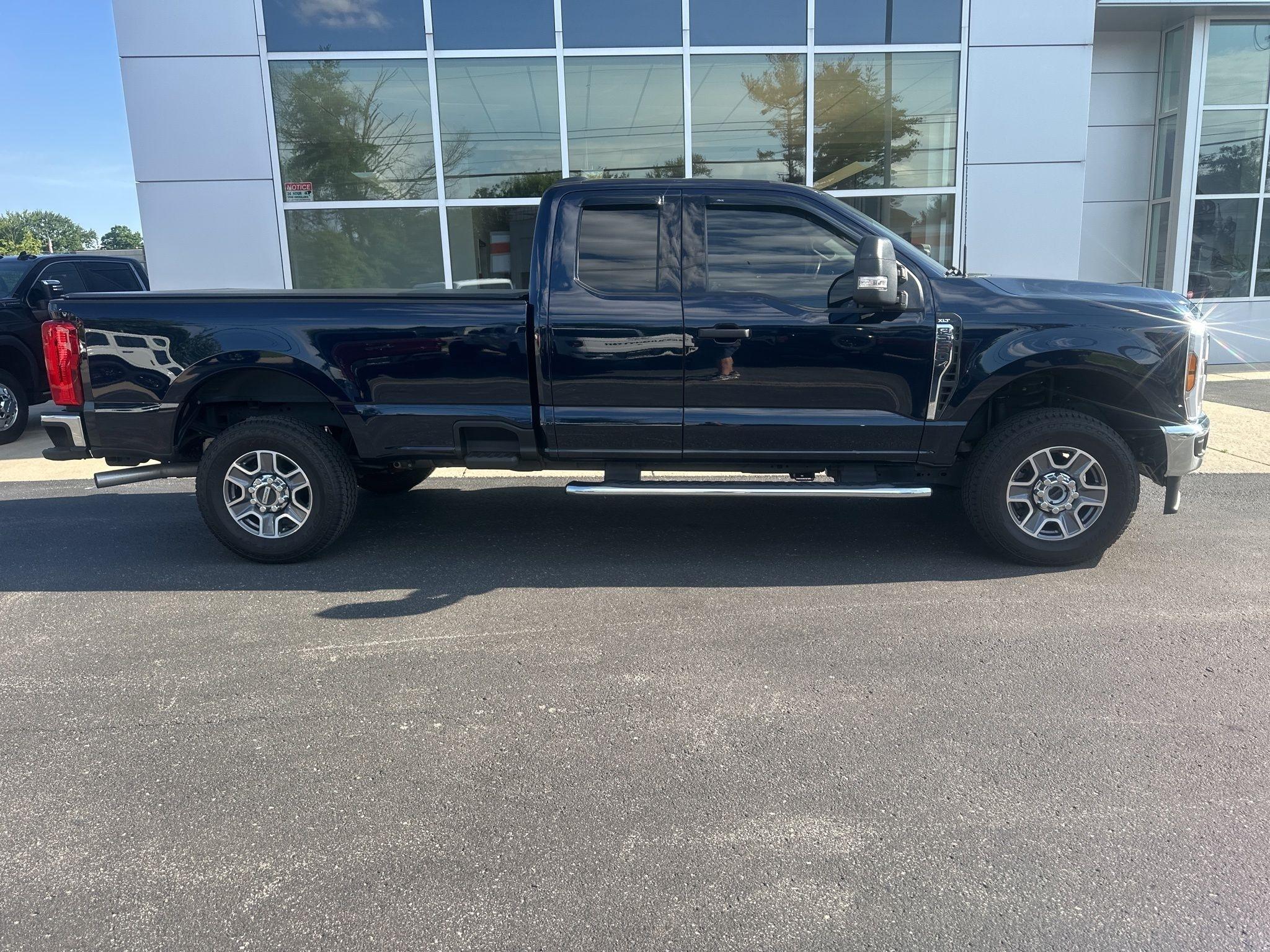 Ford F-250 SD  2025