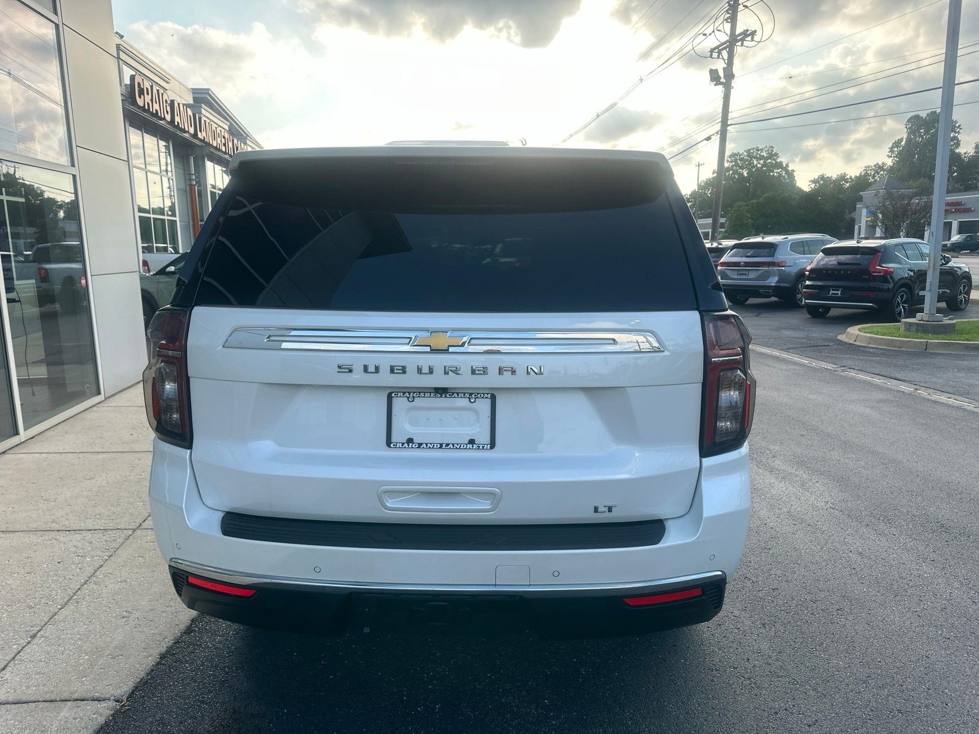 Chevrolet Suburban  2023