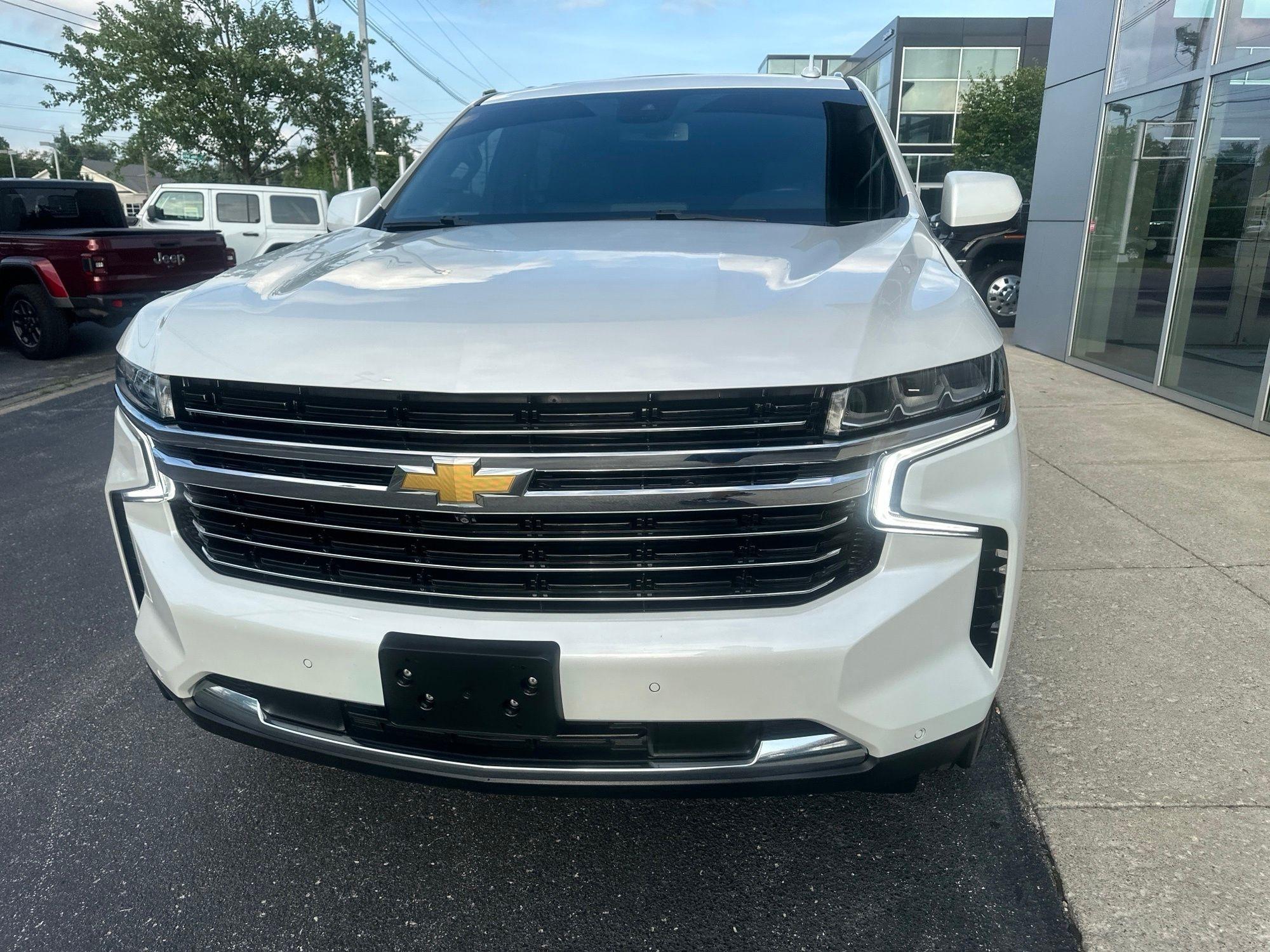 Chevrolet Suburban  2023