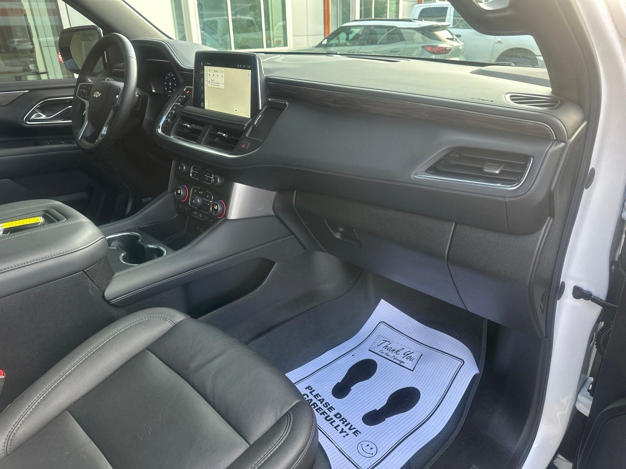Chevrolet Suburban  2023