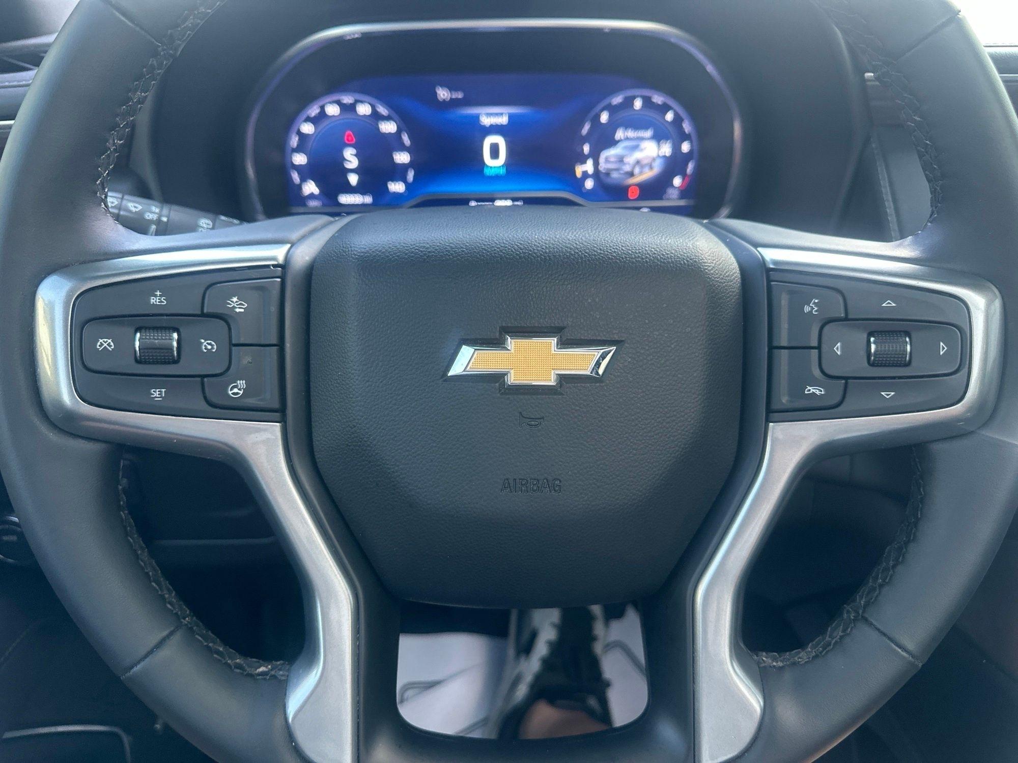 Chevrolet Suburban  2023