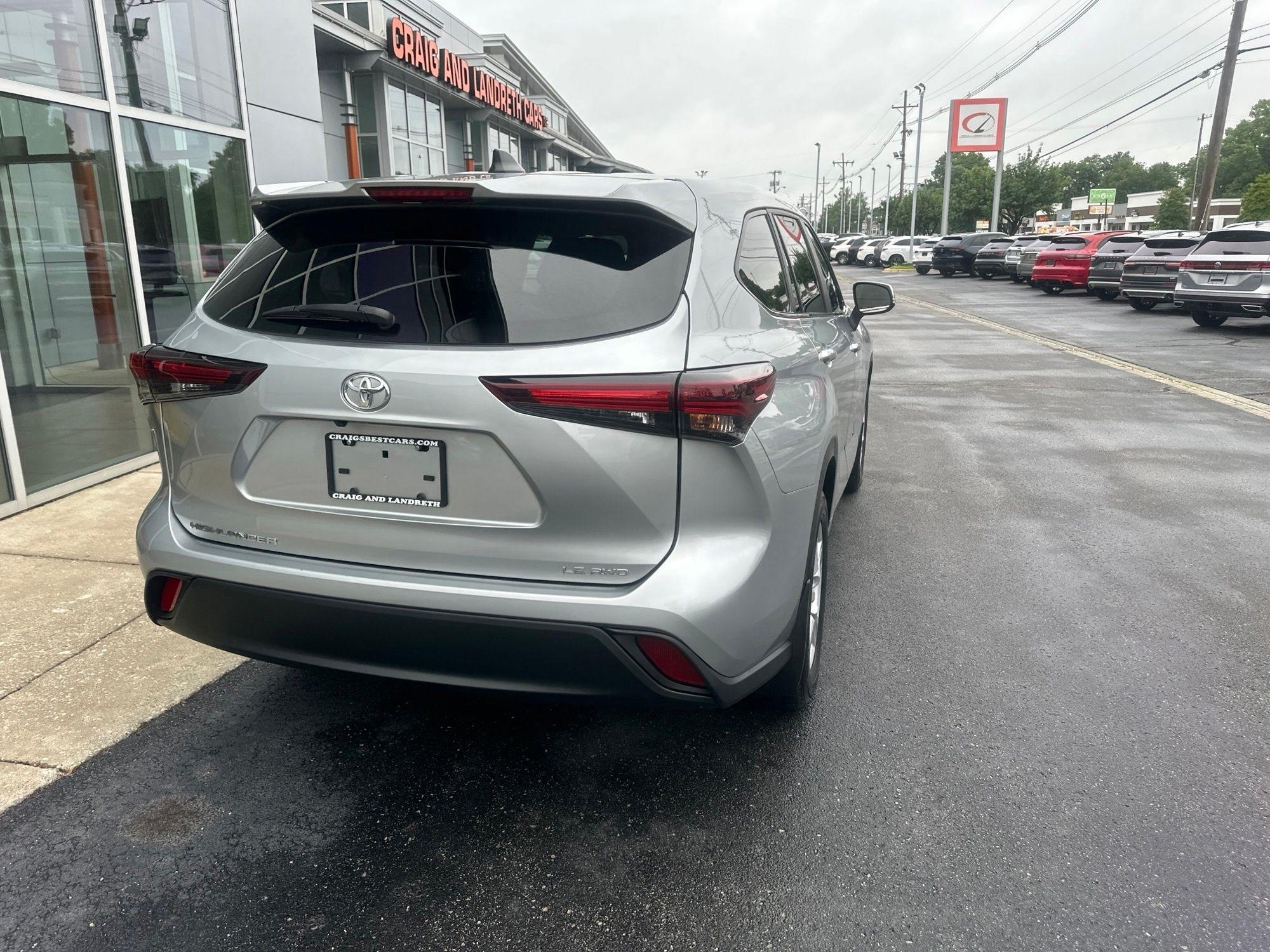Toyota Highlander  2024